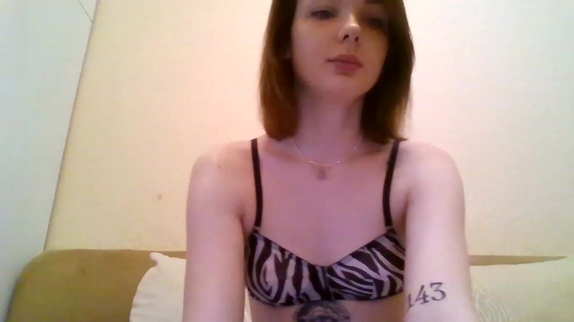 Gallery image thumbnail from RoxieSinner's myfreecams stream on, 12/24/2022, 13:09 image 1 of 20