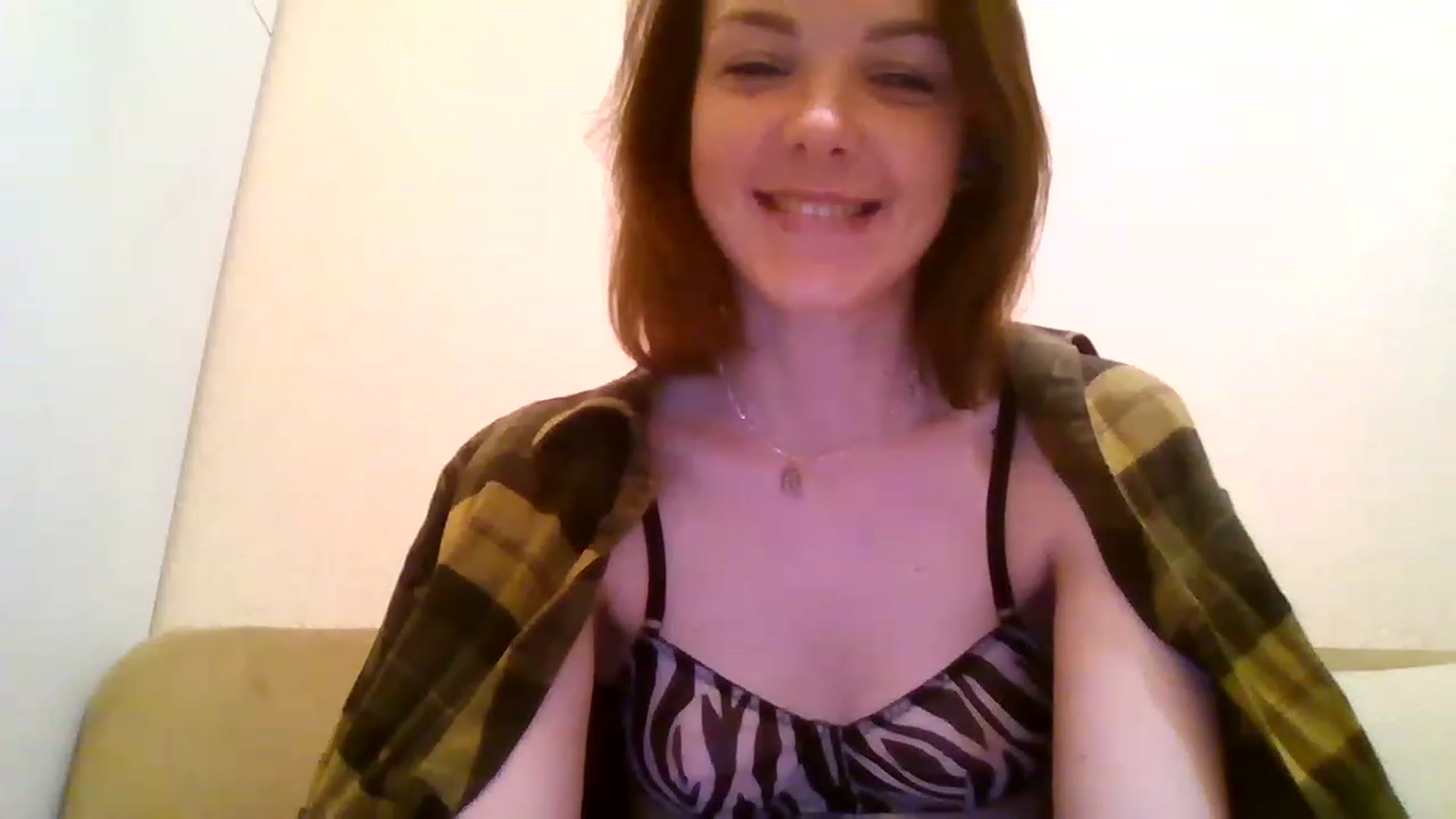 Gallery image thumbnail from RoxieSinner's myfreecams stream on, 12/24/2022, 17:08 image 15 of 20