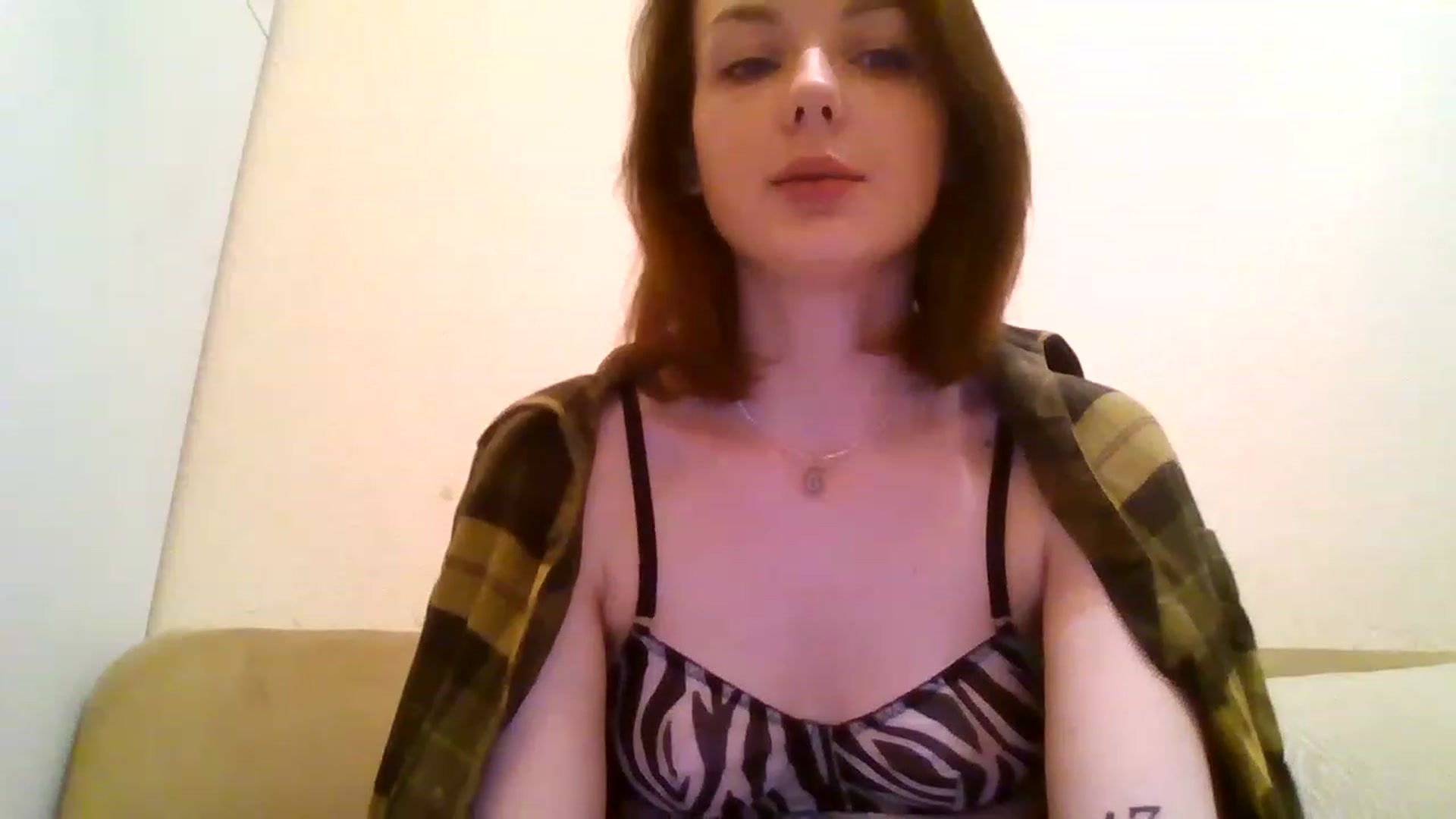 Gallery image thumbnail from RoxieSinner's myfreecams stream on, 12/24/2022, 17:08 image 12 of 20
