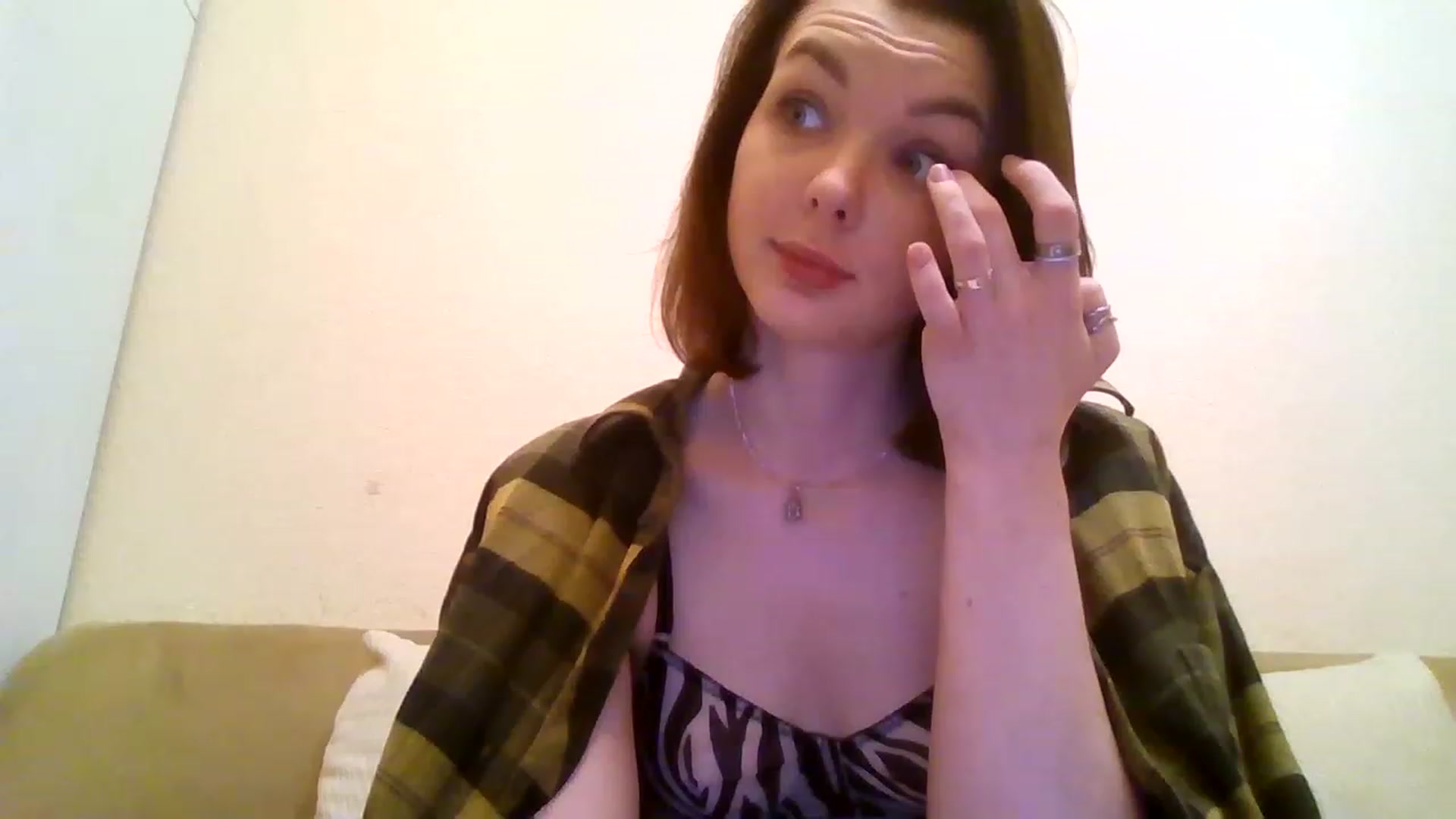 Gallery image thumbnail from RoxieSinner's myfreecams stream on, 12/24/2022, 17:08 image 9 of 20