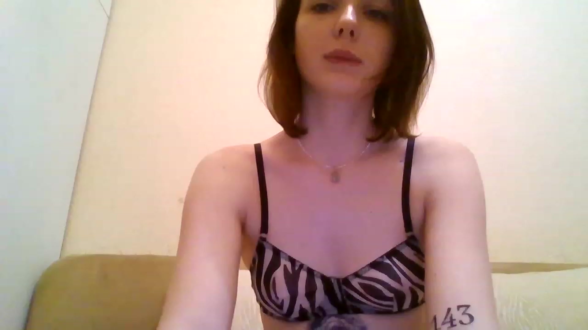 Gallery image thumbnail from RoxieSinner's myfreecams stream on, 12/24/2022, 17:46 image 3 of 20