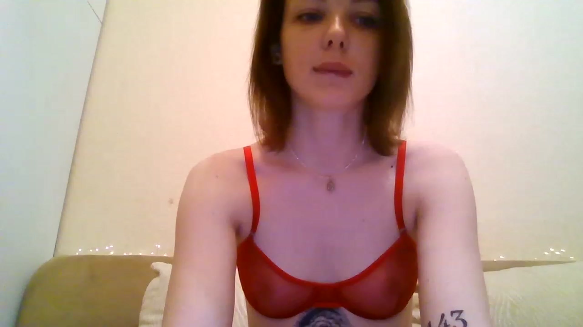 Gallery image thumbnail from RoxieSinner's myfreecams stream on, 12/25/2022, 09:37 image 16 of 20