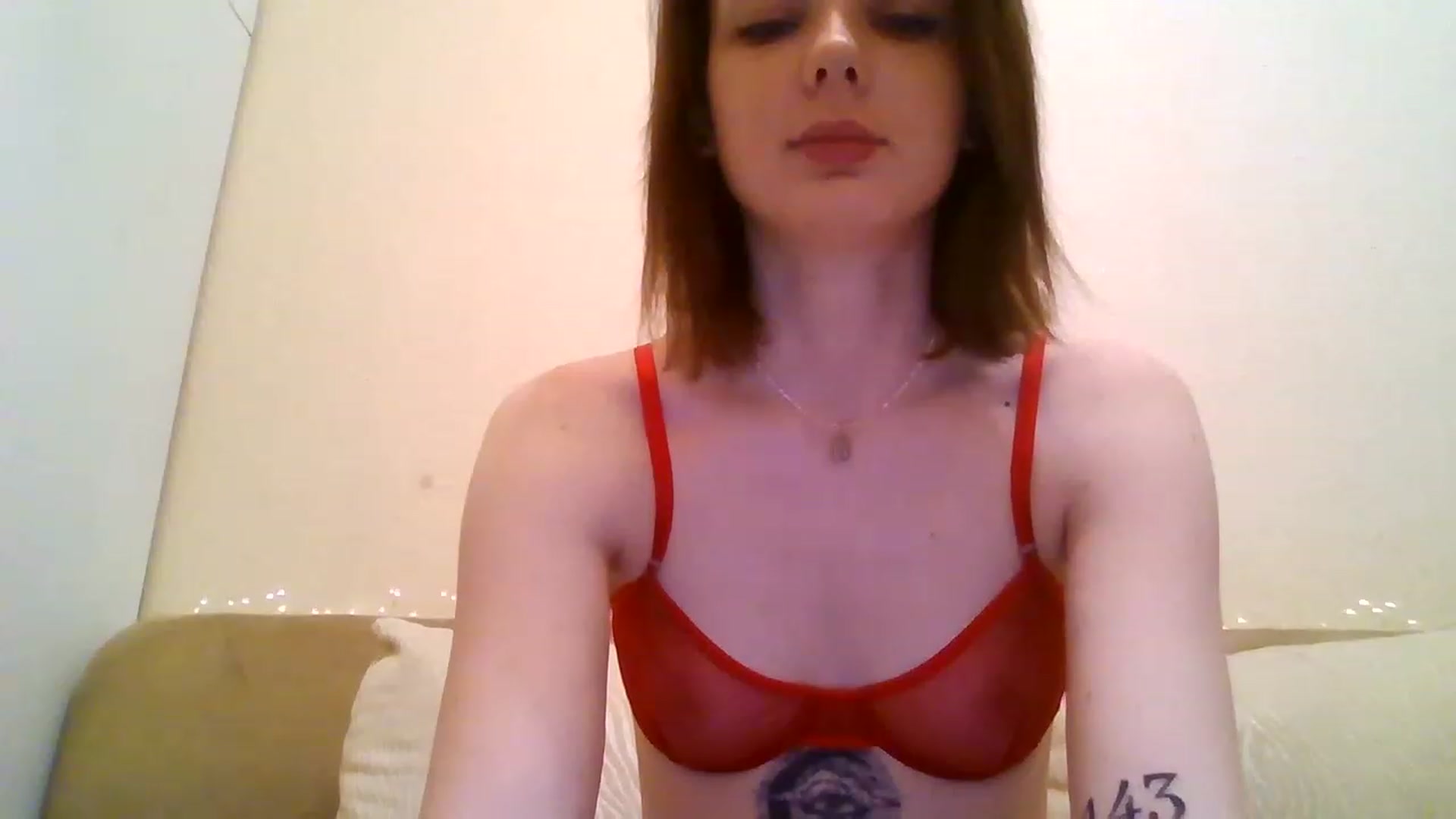 Gallery image thumbnail from RoxieSinner's myfreecams stream on, 12/25/2022, 09:59 image 19 of 20