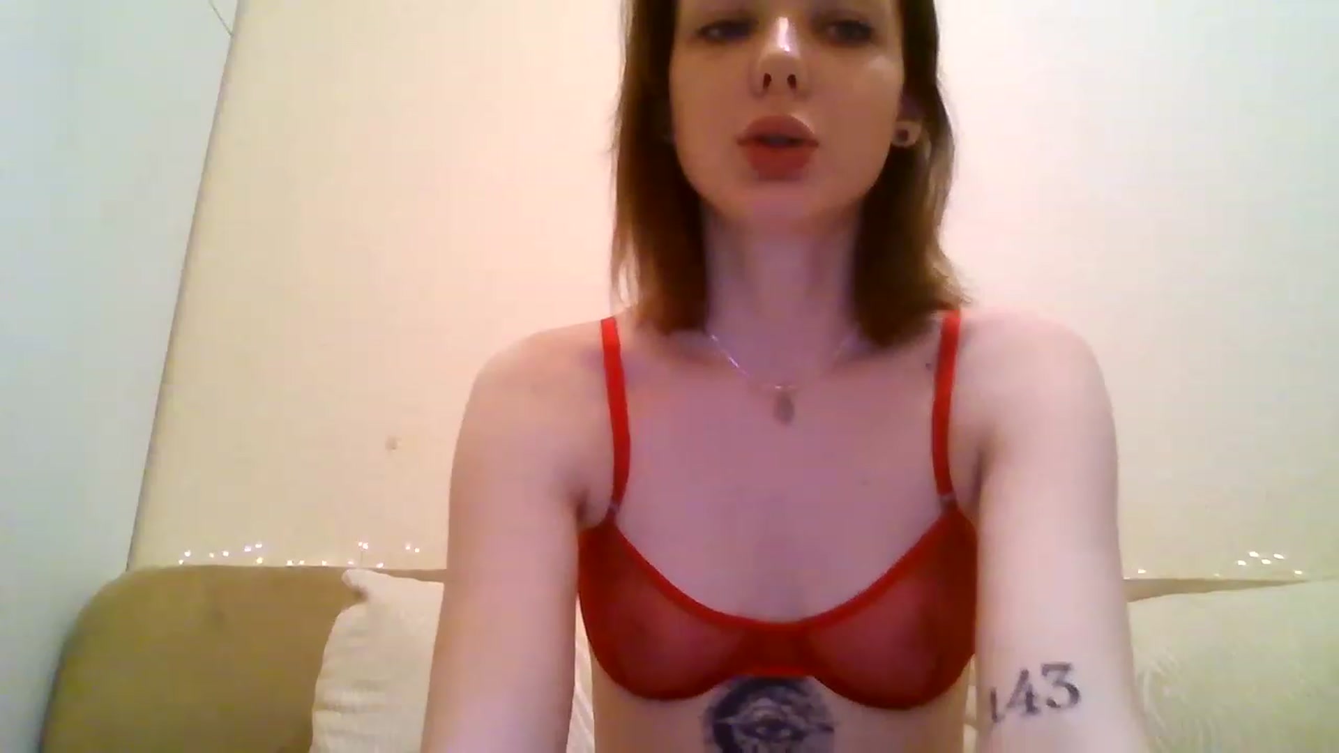 Gallery image thumbnail from RoxieSinner's myfreecams stream on, 12/25/2022, 09:59 image 11 of 20