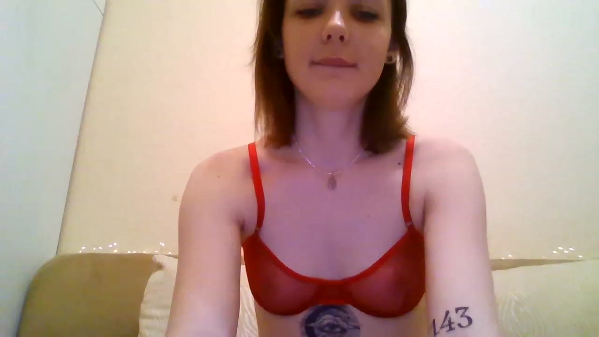 Gallery image thumbnail from RoxieSinner's myfreecams stream on, 12/25/2022, 09:59 image 8 of 20