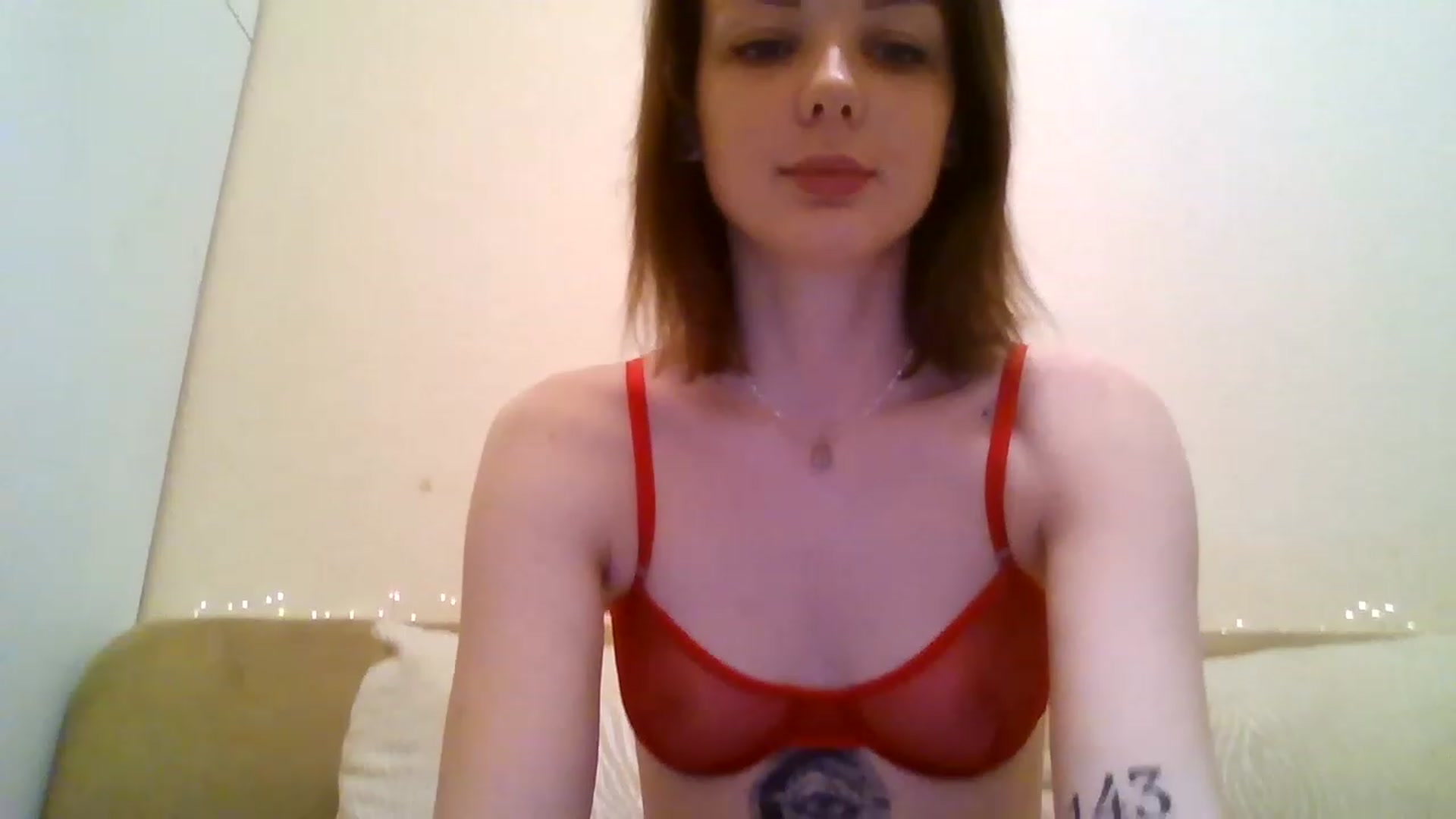 Gallery image thumbnail from RoxieSinner's myfreecams stream on, 12/25/2022, 09:59 image 15 of 20