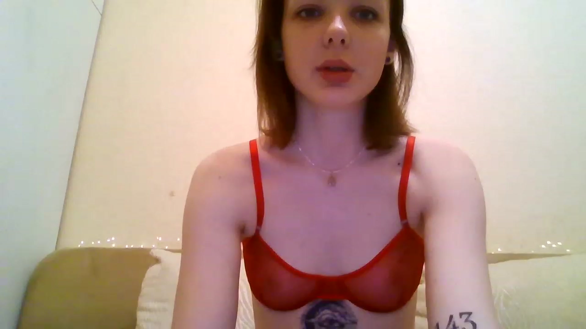 Gallery image thumbnail from RoxieSinner's myfreecams stream on, 12/25/2022, 09:59 image 7 of 20
