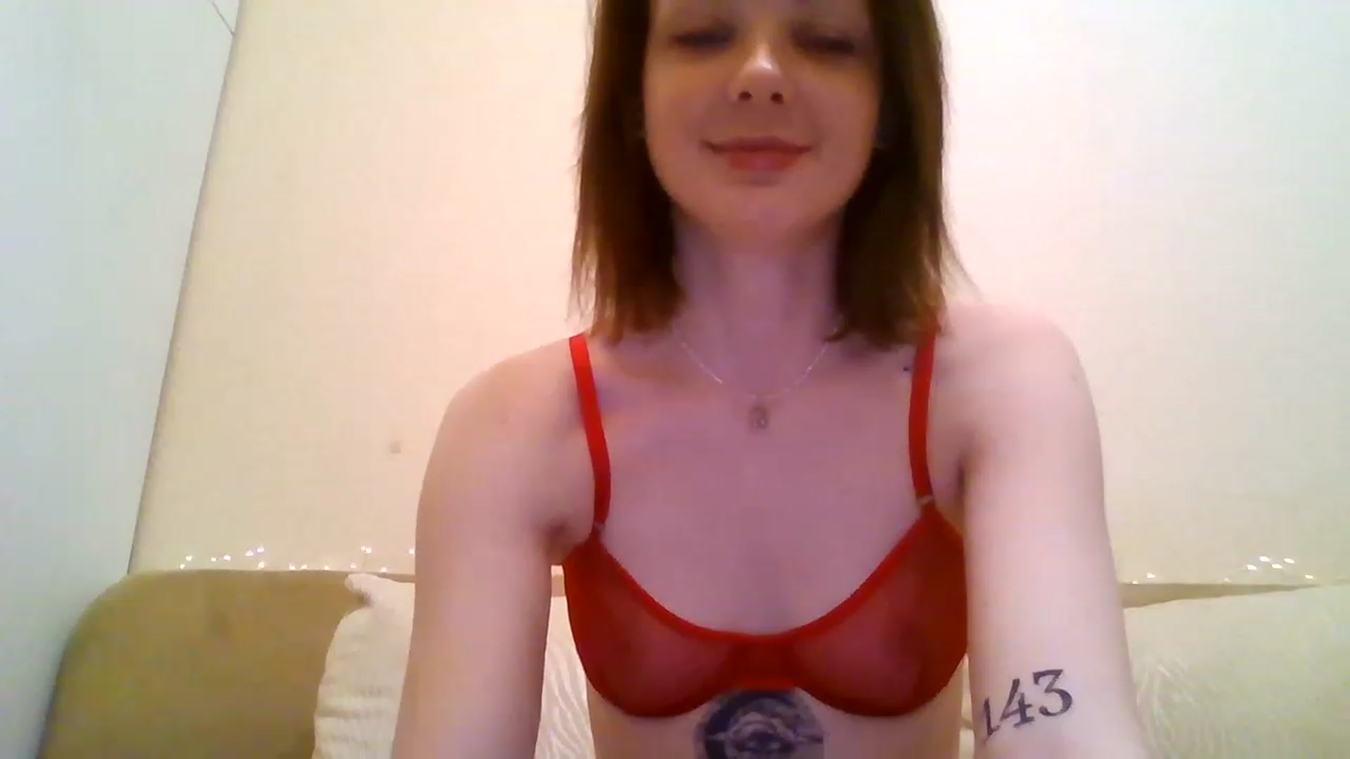 Gallery image thumbnail from RoxieSinner's myfreecams stream on, 12/25/2022, 09:59 image 16 of 20