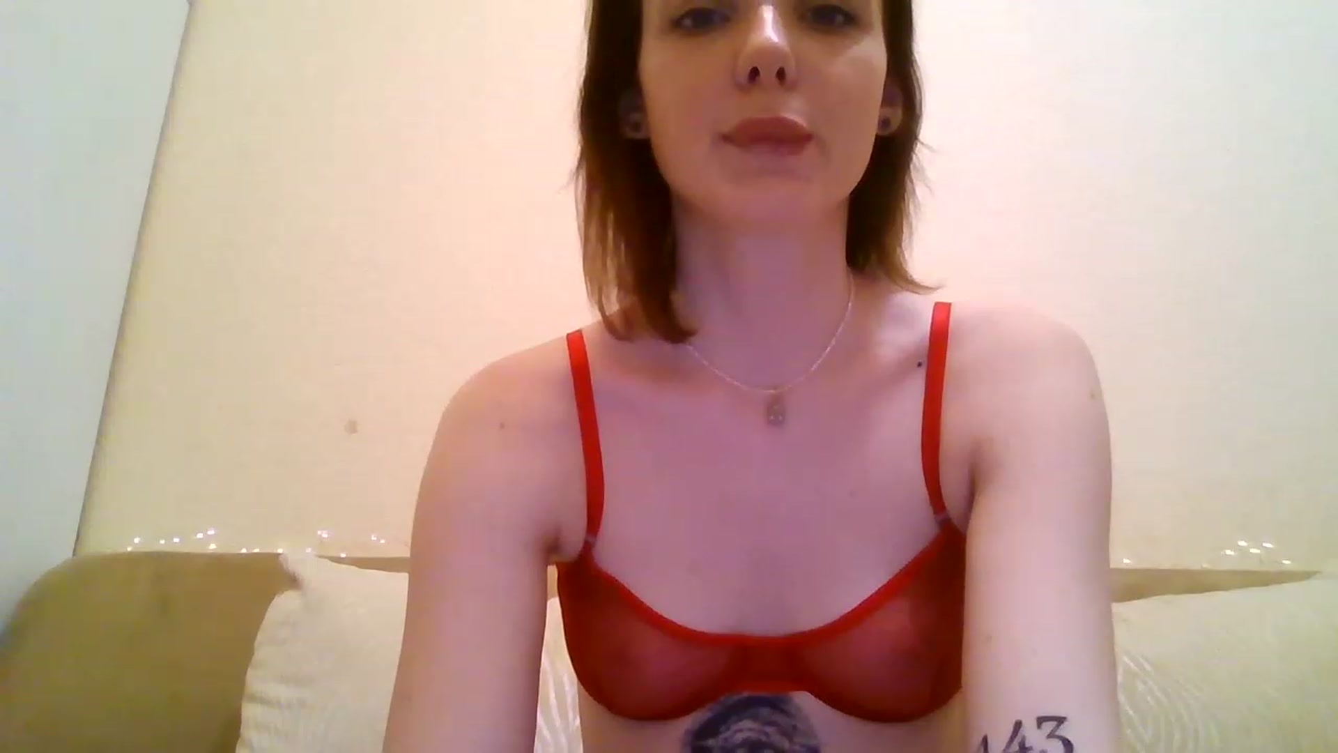 Gallery image thumbnail from RoxieSinner's myfreecams stream on, 12/25/2022, 13:45 image 15 of 20