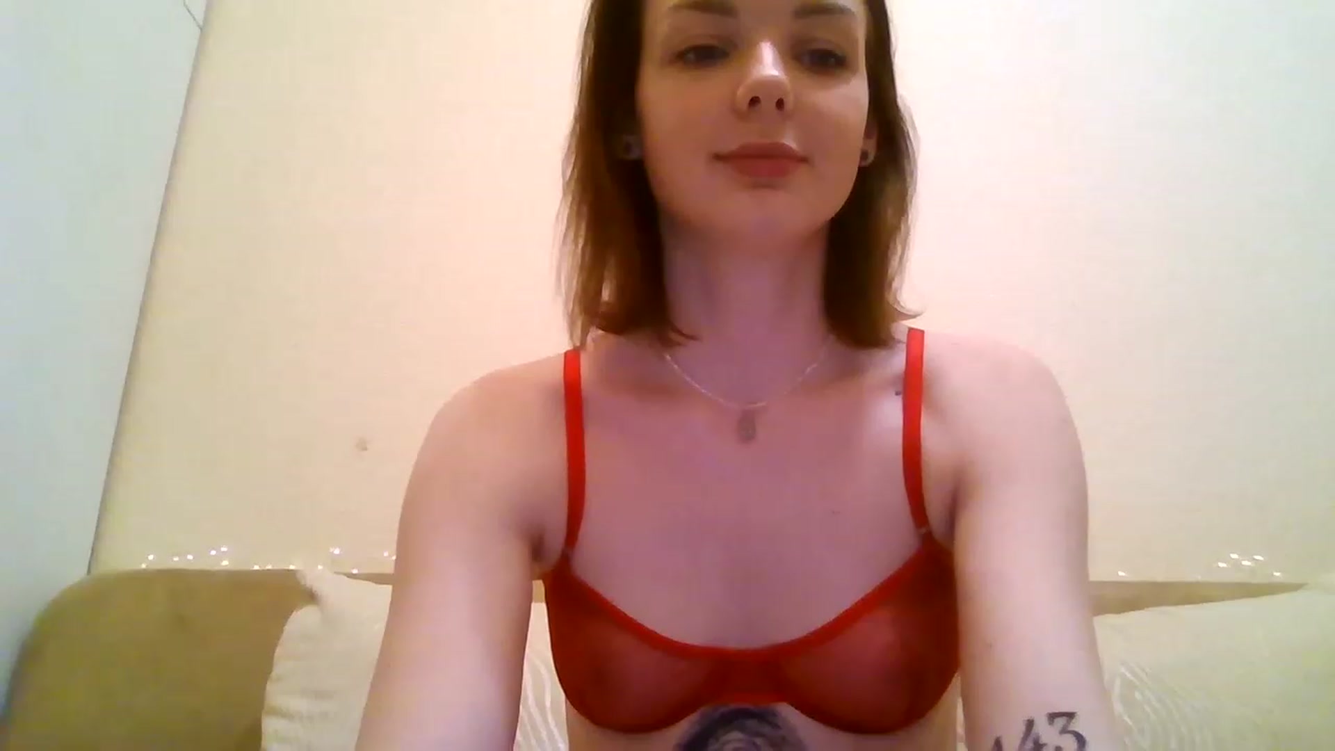 Gallery image thumbnail from RoxieSinner's myfreecams stream on, 12/25/2022, 15:32 image 18 of 20