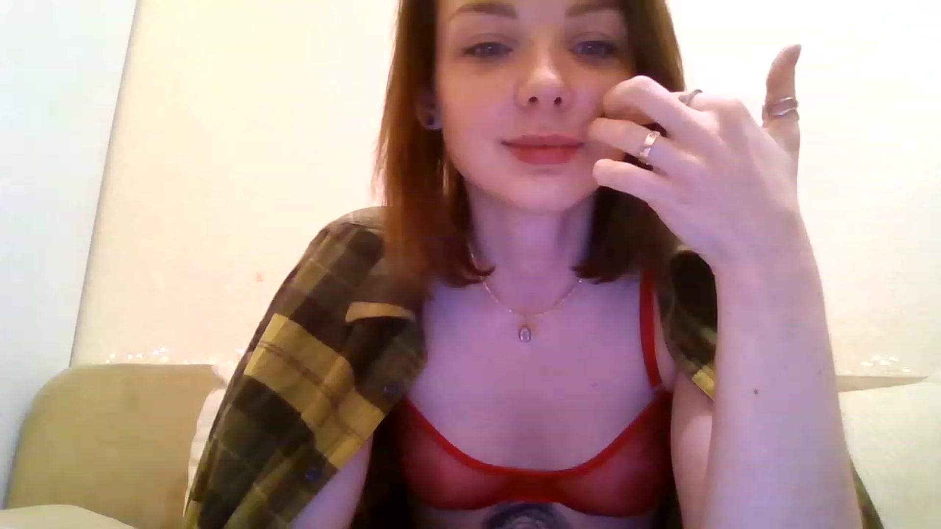 Gallery image thumbnail from RoxieSinner's myfreecams stream on, 12/25/2022, 16:50 image 12 of 20