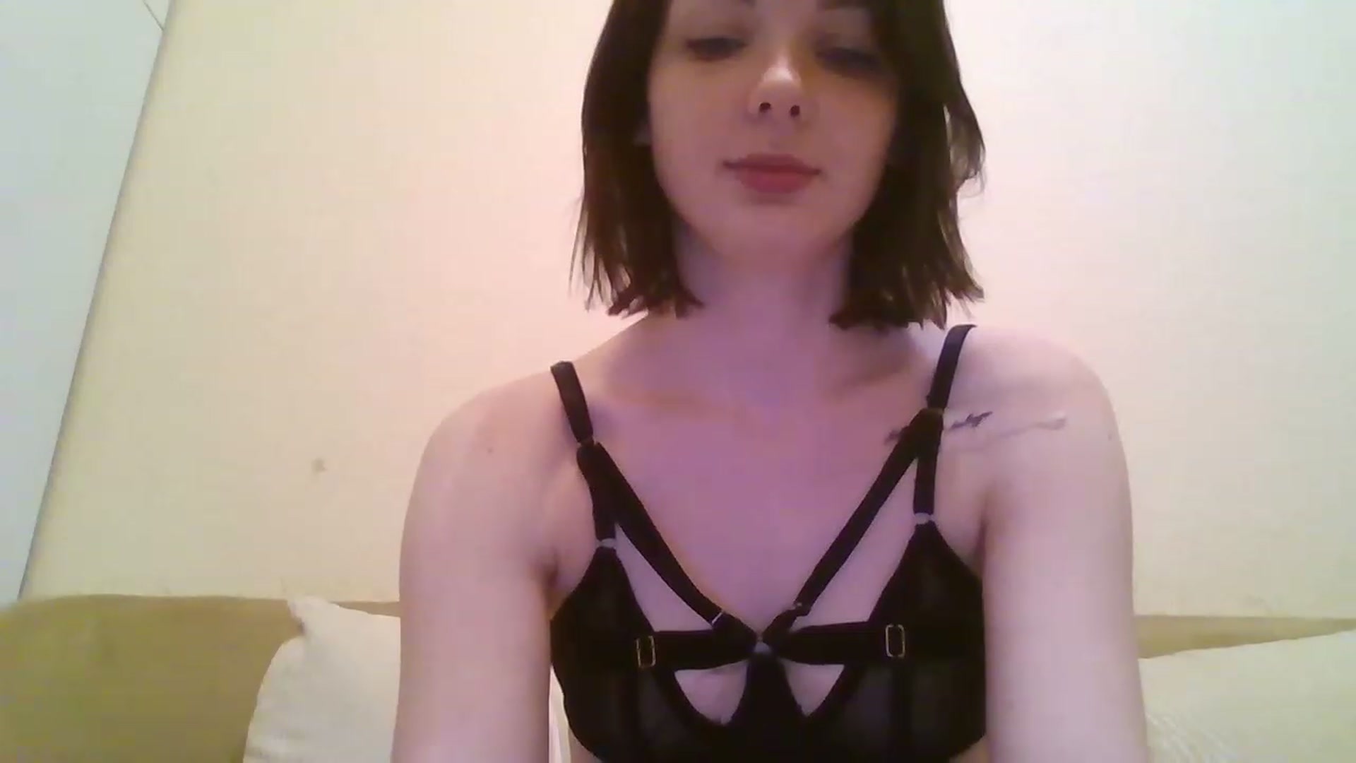 Gallery image thumbnail from RoxieSinner's myfreecams stream on, 12/27/2022, 12:52 image 11 of 20