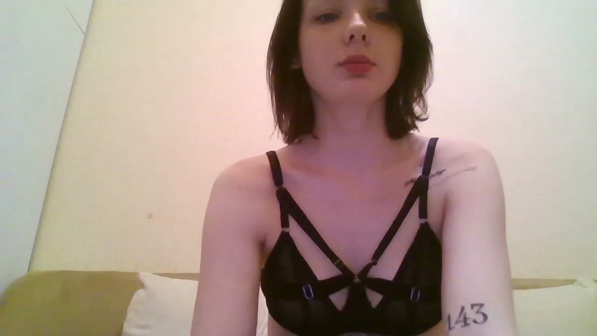 Gallery image thumbnail from RoxieSinner's myfreecams stream on, 12/27/2022, 12:52 image 1 of 20