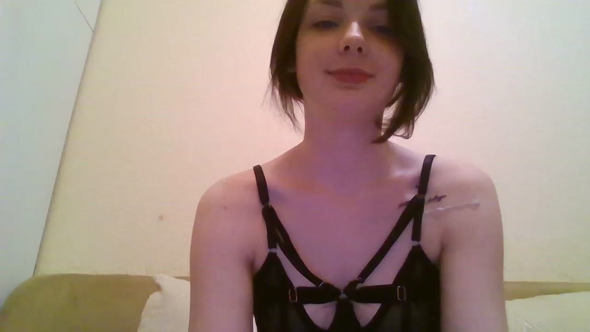Gallery image thumbnail from RoxieSinner's myfreecams stream on, 12/27/2022, 14:16 image 9 of 20