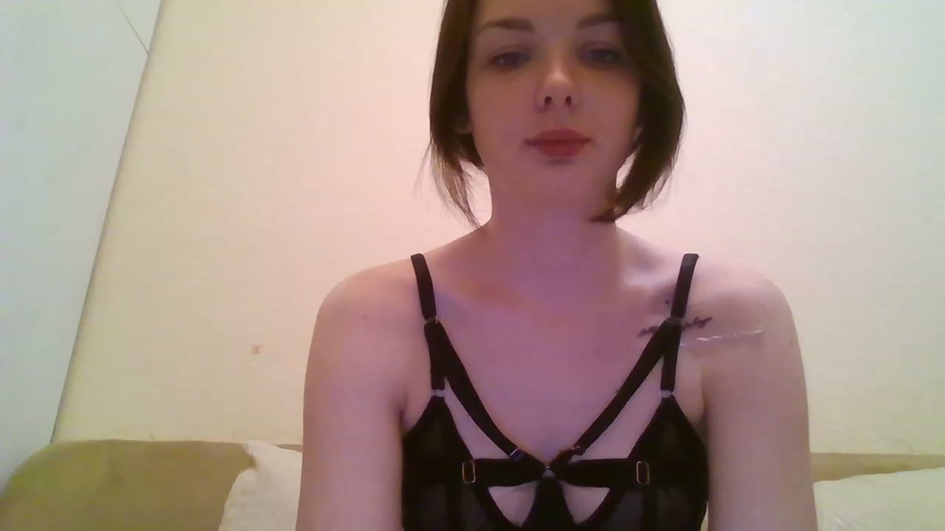 Gallery image thumbnail from RoxieSinner's myfreecams stream on, 12/27/2022, 14:16 image 3 of 20