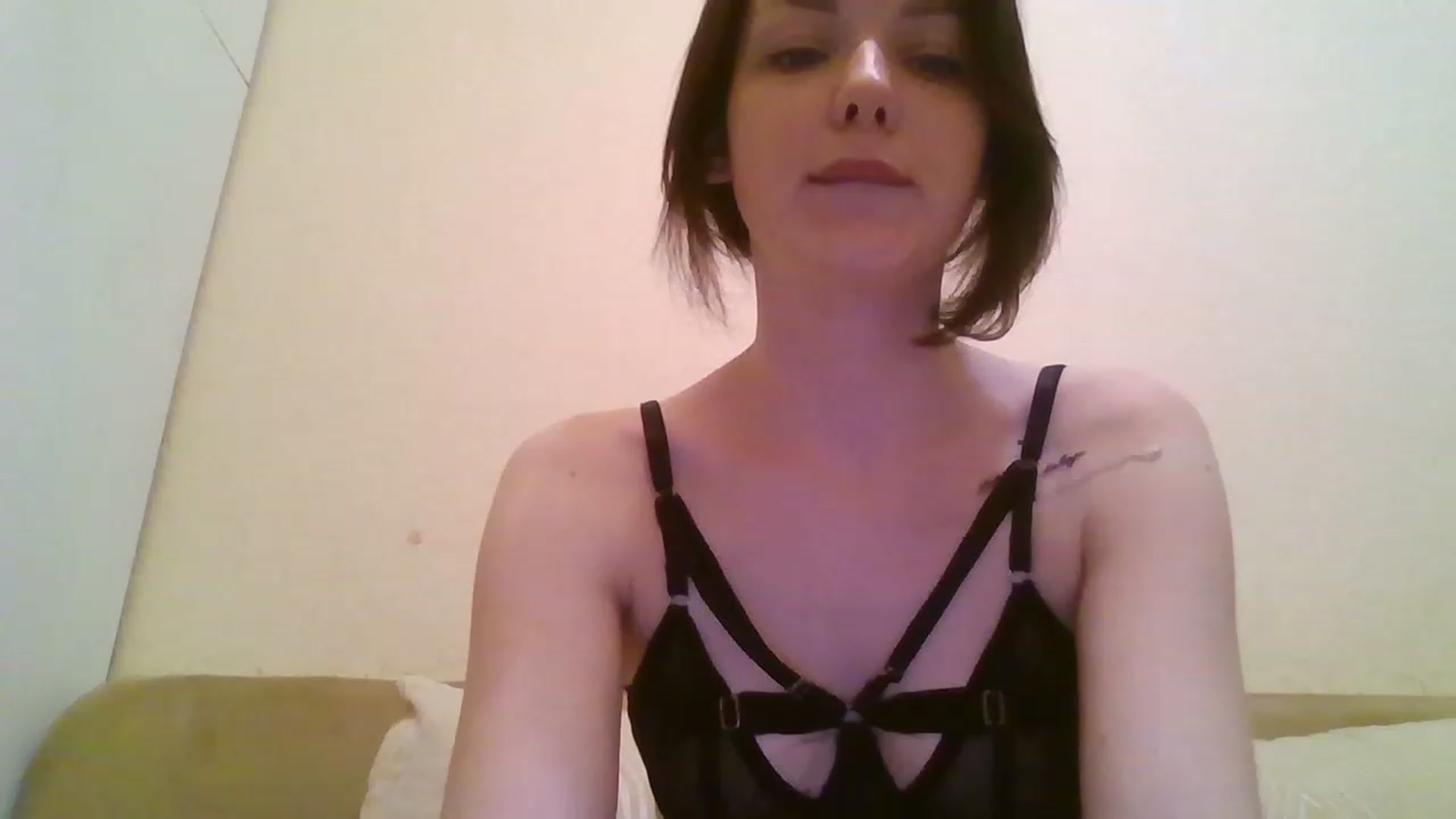 Gallery image thumbnail from RoxieSinner's myfreecams stream on, 12/27/2022, 14:16 image 18 of 20