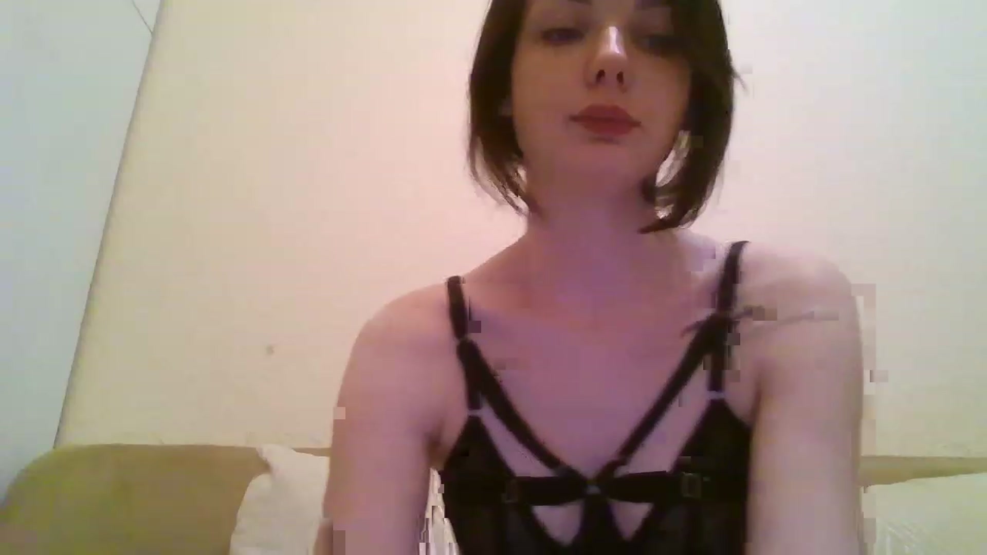 Gallery image thumbnail from RoxieSinner's myfreecams stream on, 12/27/2022, 15:31 image 18 of 20