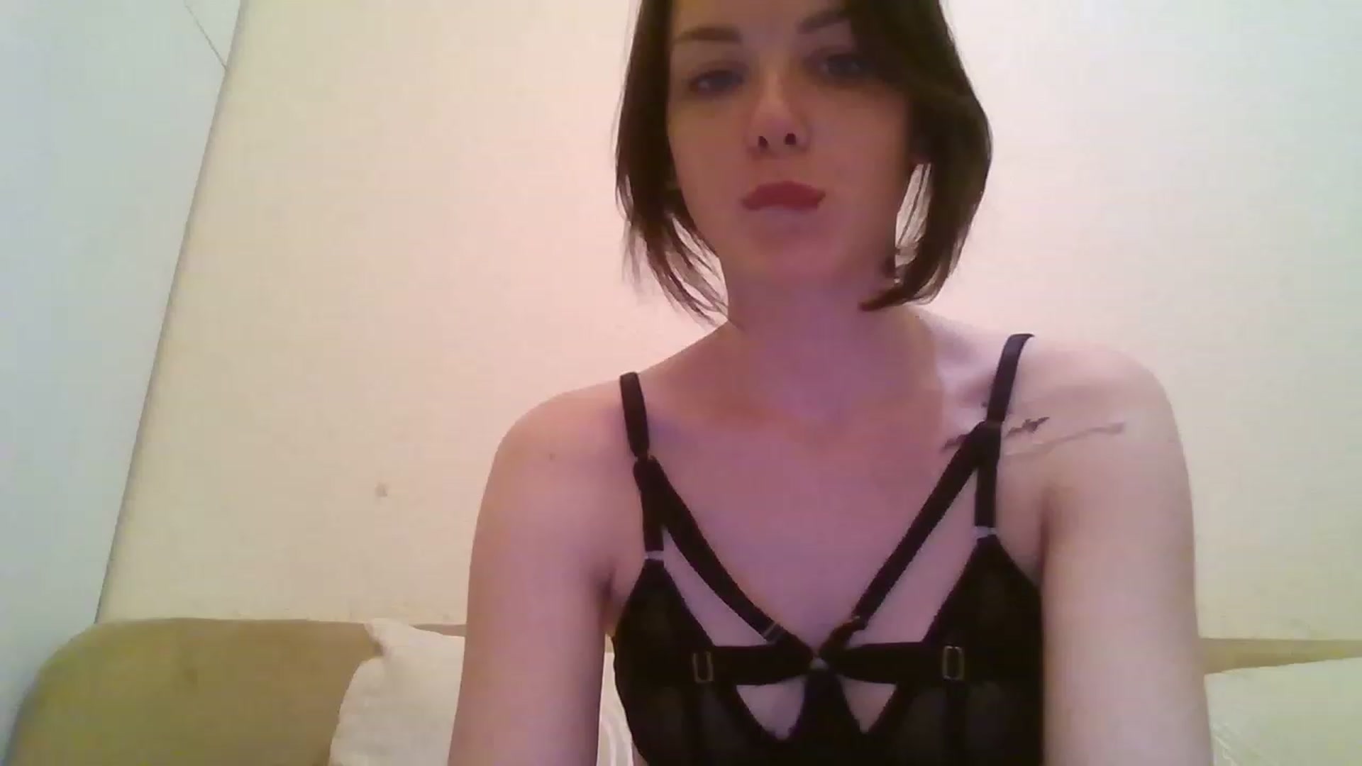 Gallery image thumbnail from RoxieSinner's myfreecams stream on, 12/27/2022, 15:31 image 1 of 20
