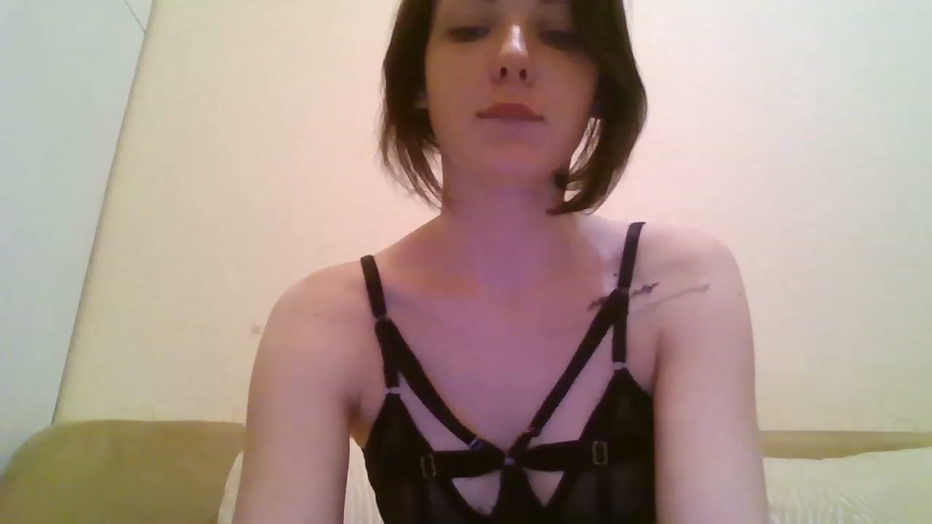 Gallery image thumbnail from RoxieSinner's myfreecams stream on, 12/27/2022, 15:31 image 10 of 20