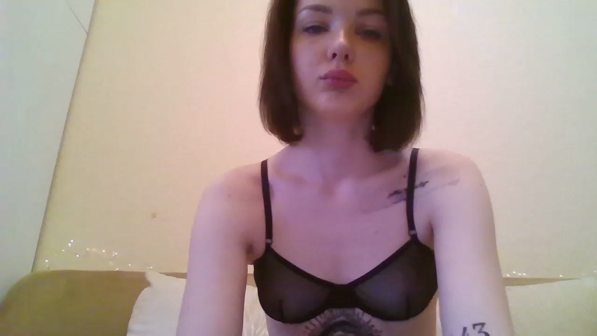 Gallery image thumbnail from RoxieSinner's myfreecams stream on, 12/28/2022, 10:09 image 1 of 20