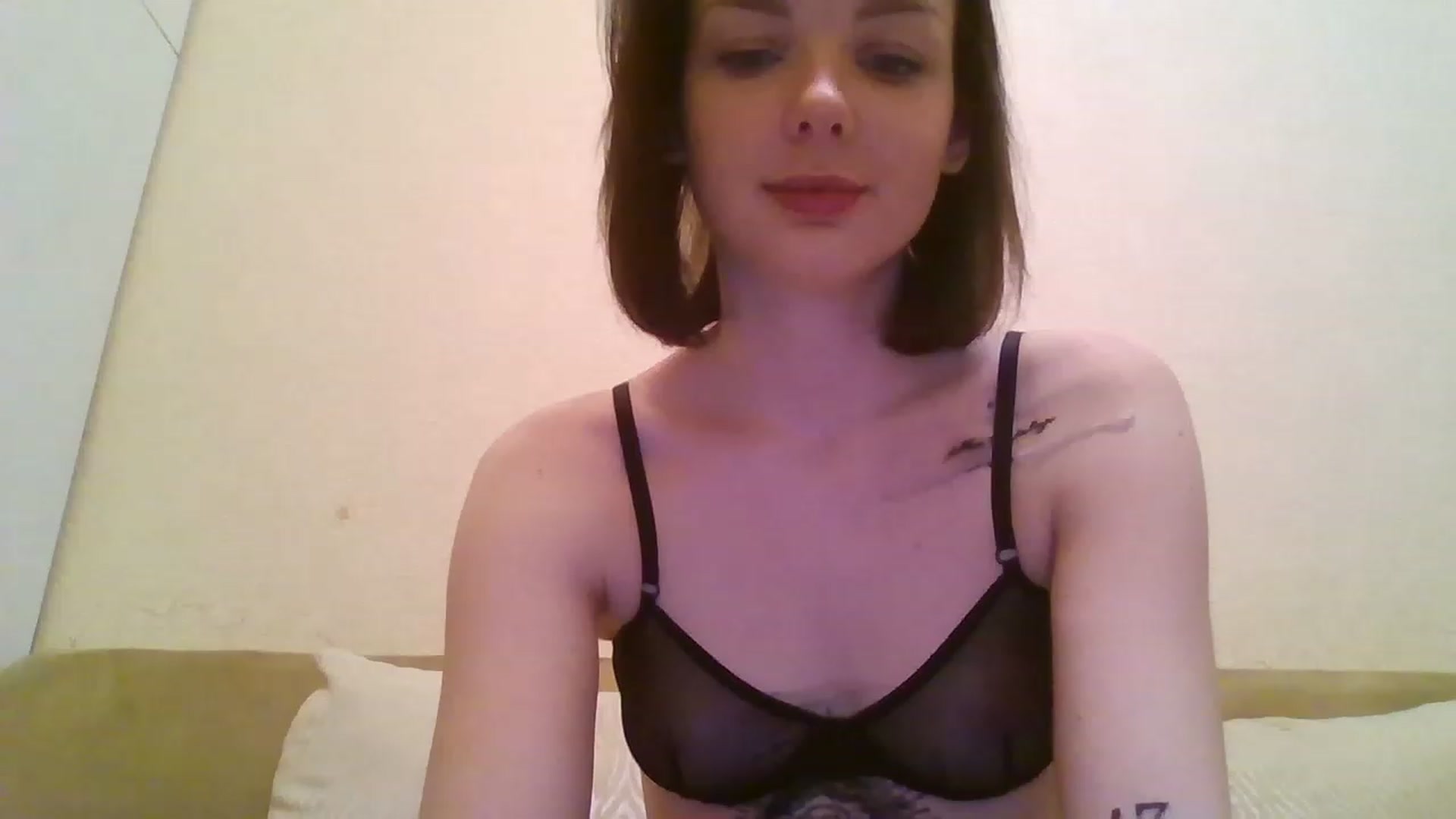 Gallery image thumbnail from RoxieSinner's myfreecams stream on, 12/28/2022, 14:26 image 12 of 20