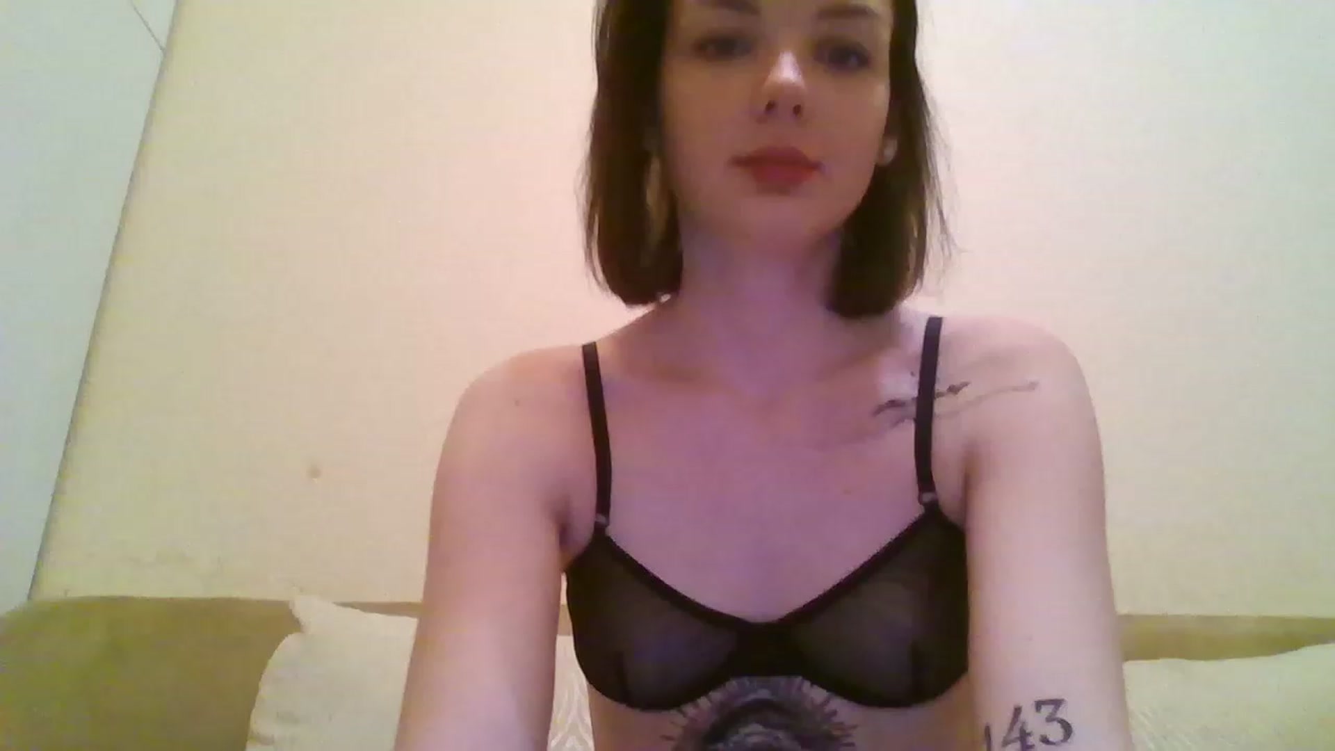 Gallery image thumbnail from RoxieSinner's myfreecams stream on, 12/28/2022, 14:26 image 6 of 20