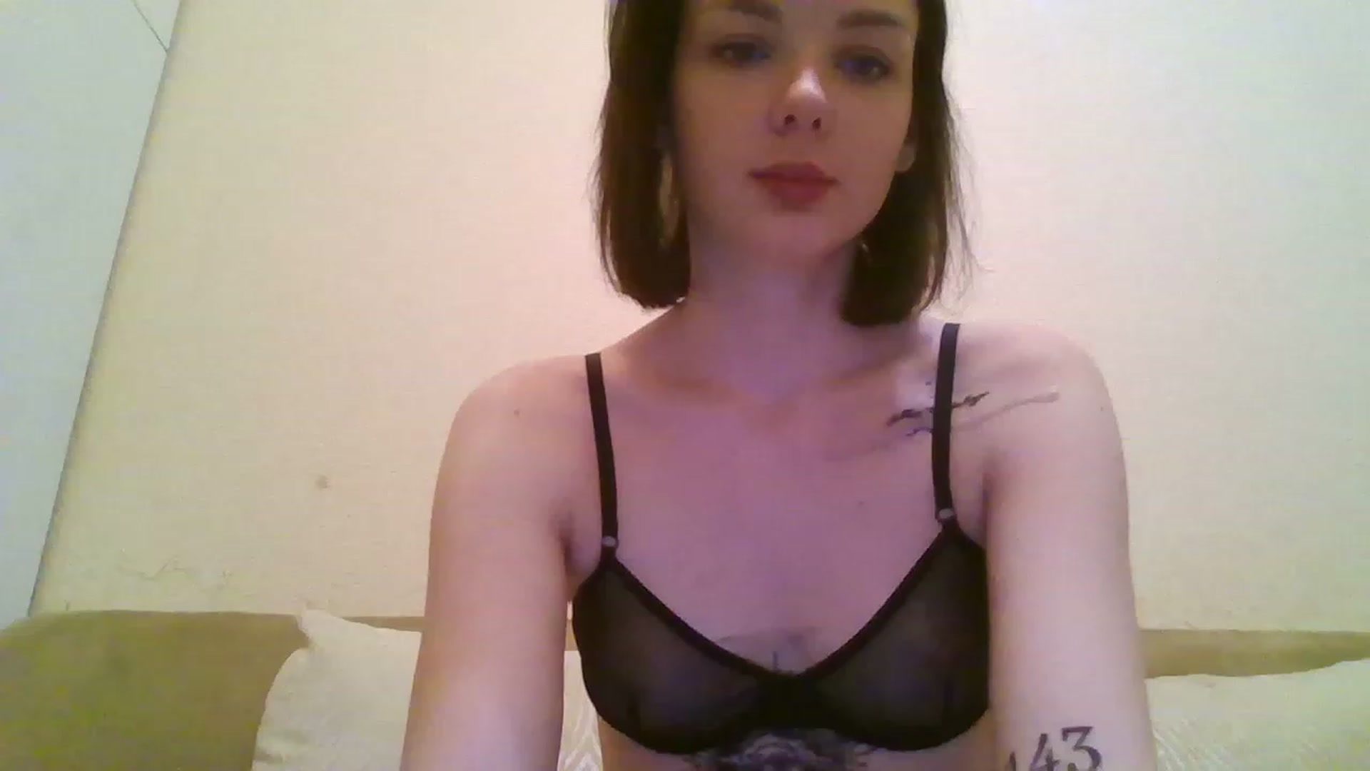 Gallery image thumbnail from RoxieSinner's myfreecams stream on, 12/28/2022, 14:26 image 7 of 20