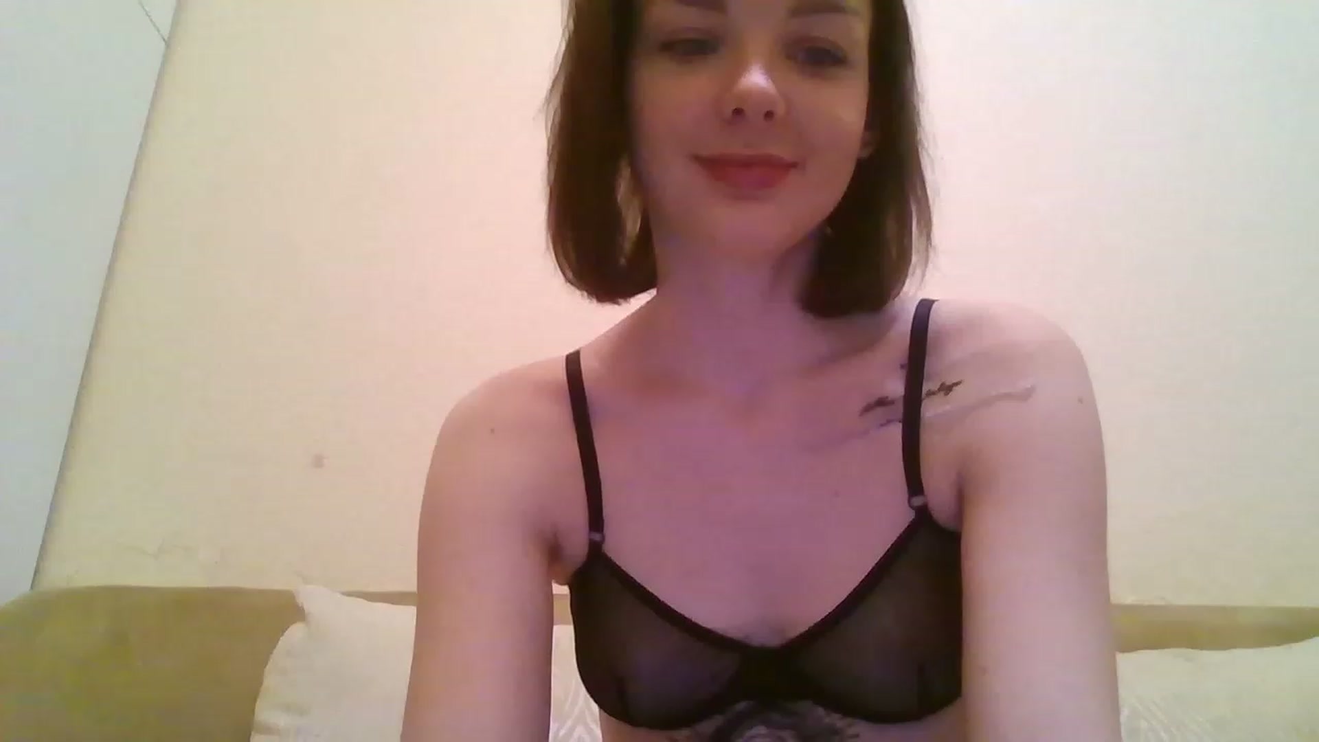 Gallery image thumbnail from RoxieSinner's myfreecams stream on, 12/28/2022, 14:26 image 15 of 20