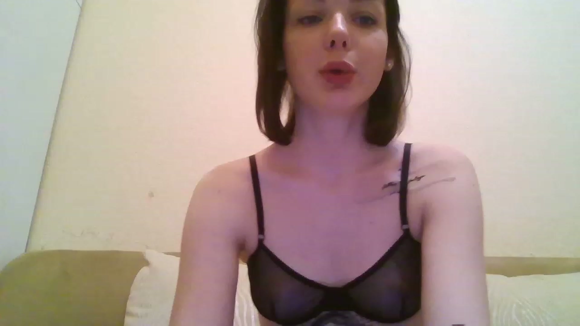 Gallery image thumbnail from RoxieSinner's myfreecams stream on, 12/28/2022, 15:40 image 11 of 20