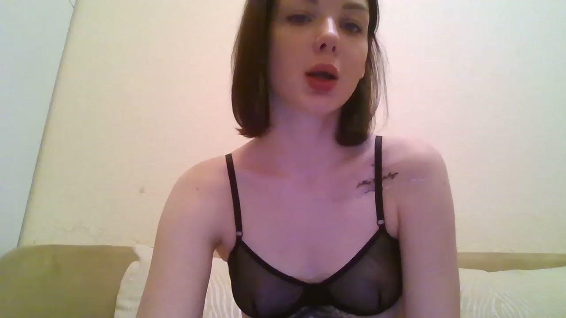Gallery image thumbnail from RoxieSinner's myfreecams stream on, 12/28/2022, 15:40 image 8 of 20