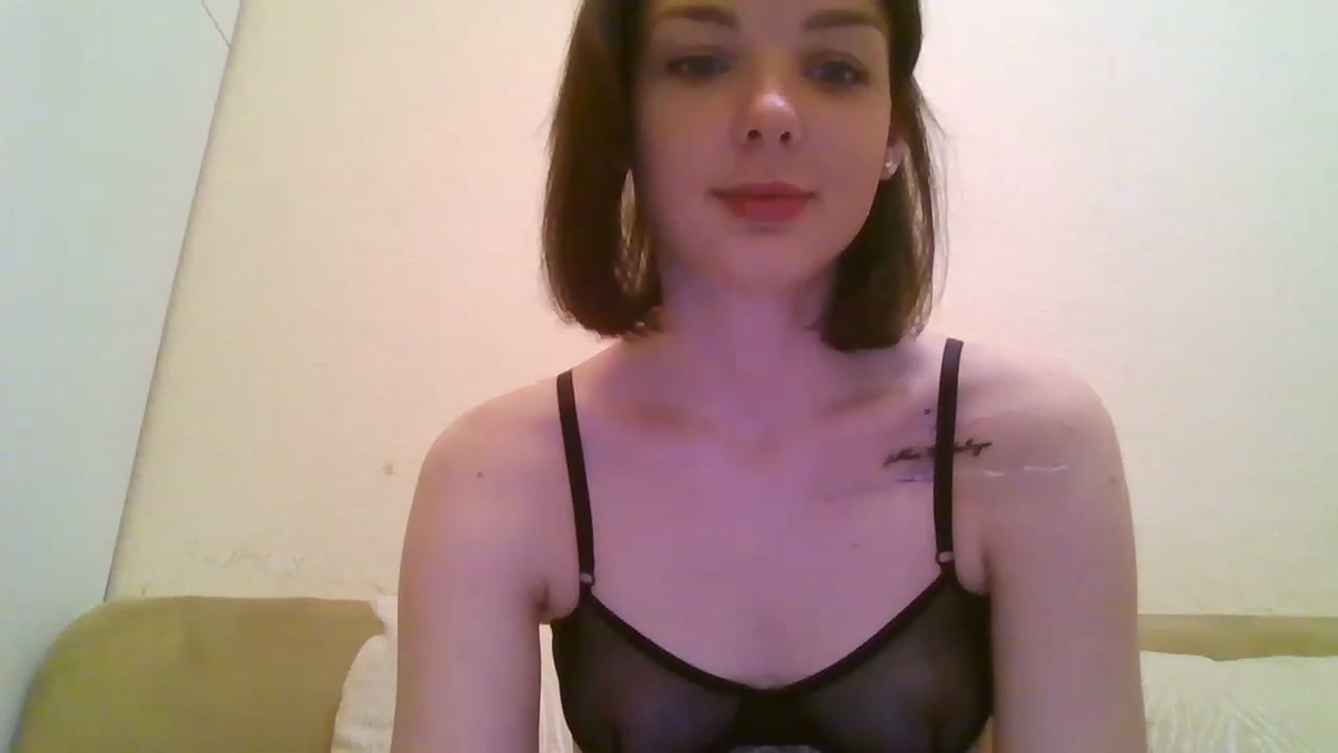 Gallery image thumbnail from RoxieSinner's myfreecams stream on, 12/28/2022, 16:23 image 16 of 20