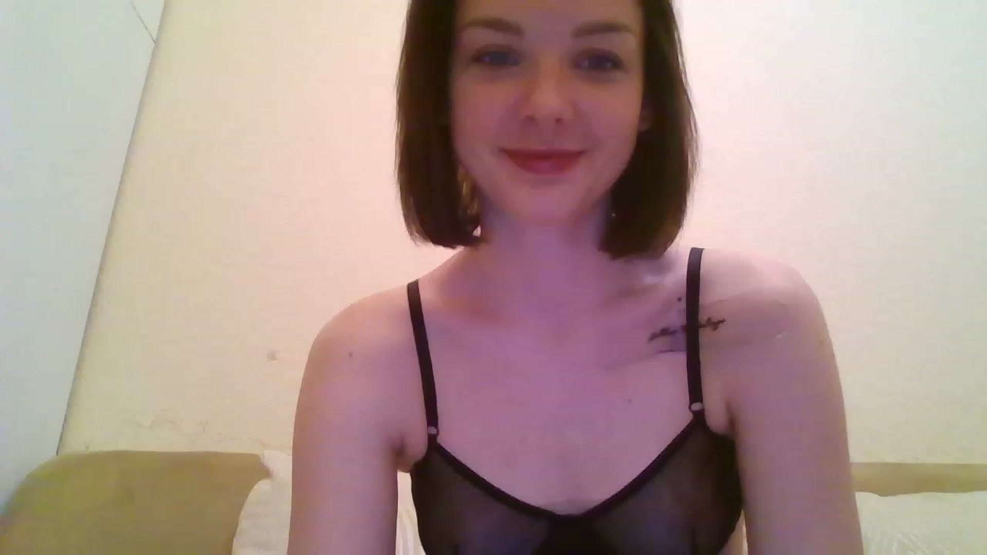 Gallery image thumbnail from RoxieSinner's myfreecams stream on, 12/28/2022, 16:23 image 7 of 20