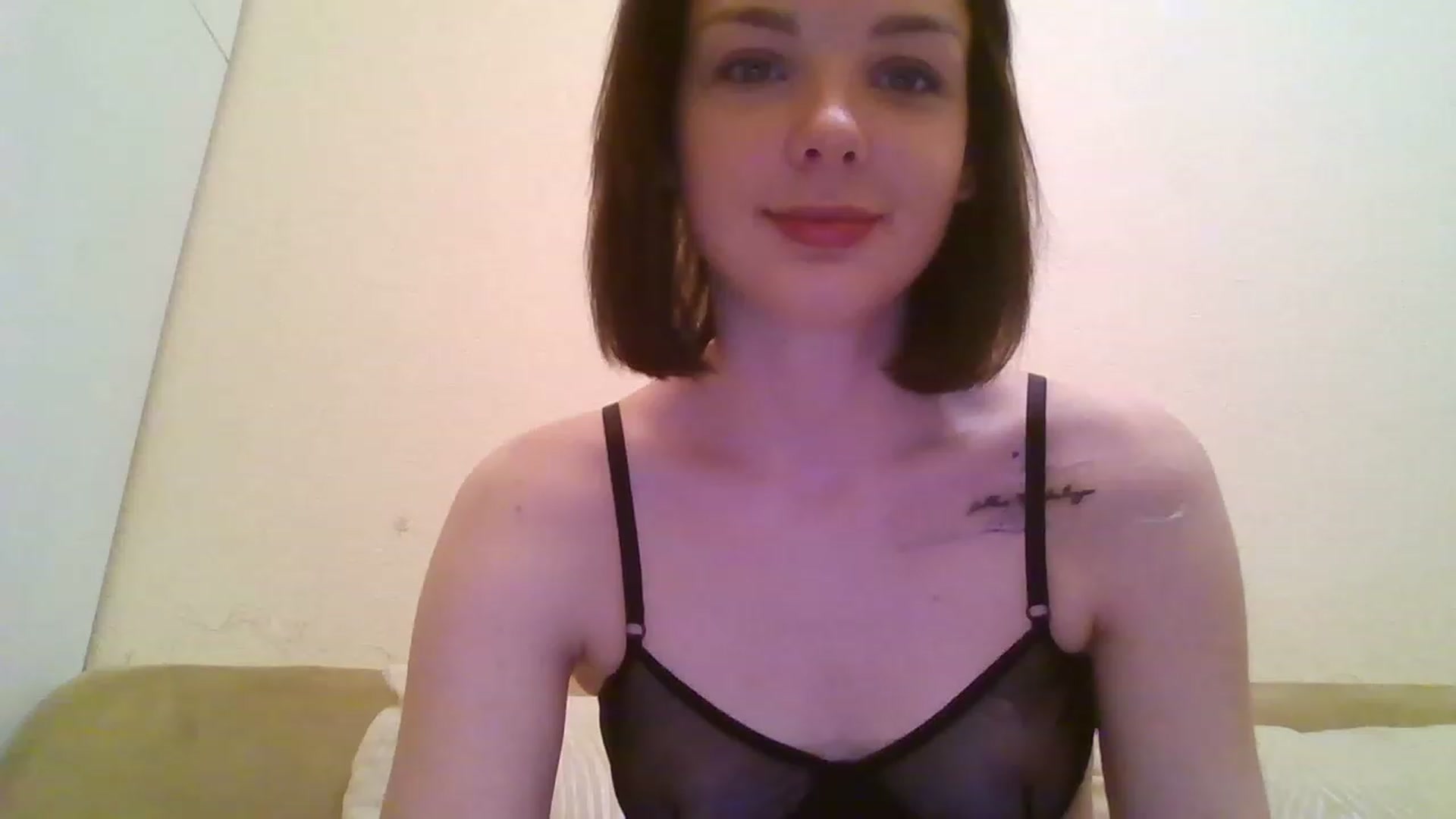 Gallery image thumbnail from RoxieSinner's myfreecams stream on, 12/28/2022, 16:23 image 8 of 20