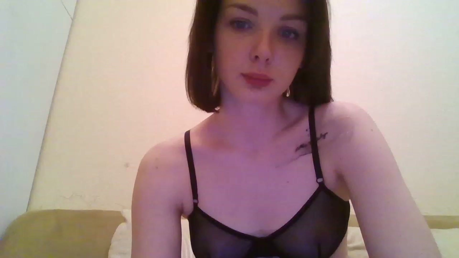 Gallery image thumbnail from RoxieSinner's myfreecams stream on, 12/28/2022, 16:23 image 10 of 20