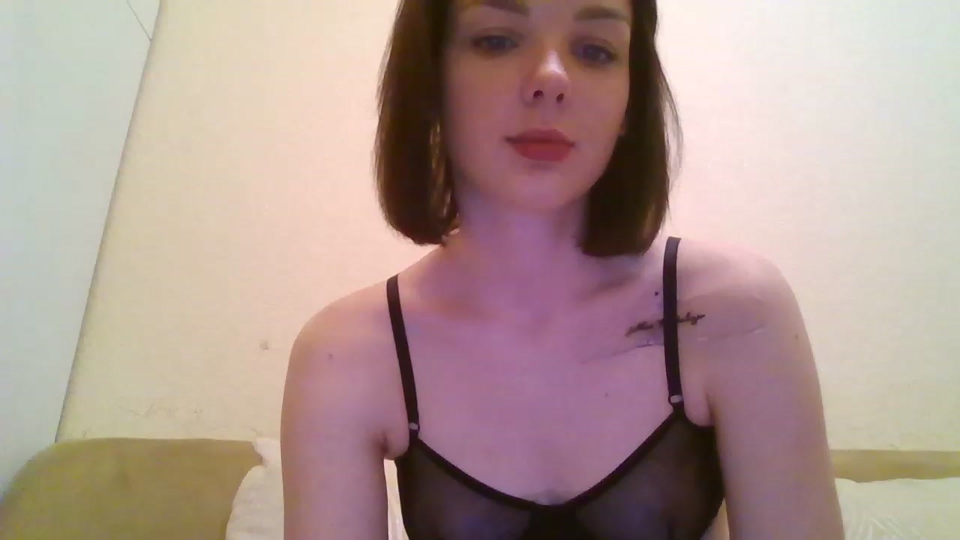 Gallery image thumbnail from RoxieSinner's myfreecams stream on, 12/28/2022, 16:23 image 9 of 20