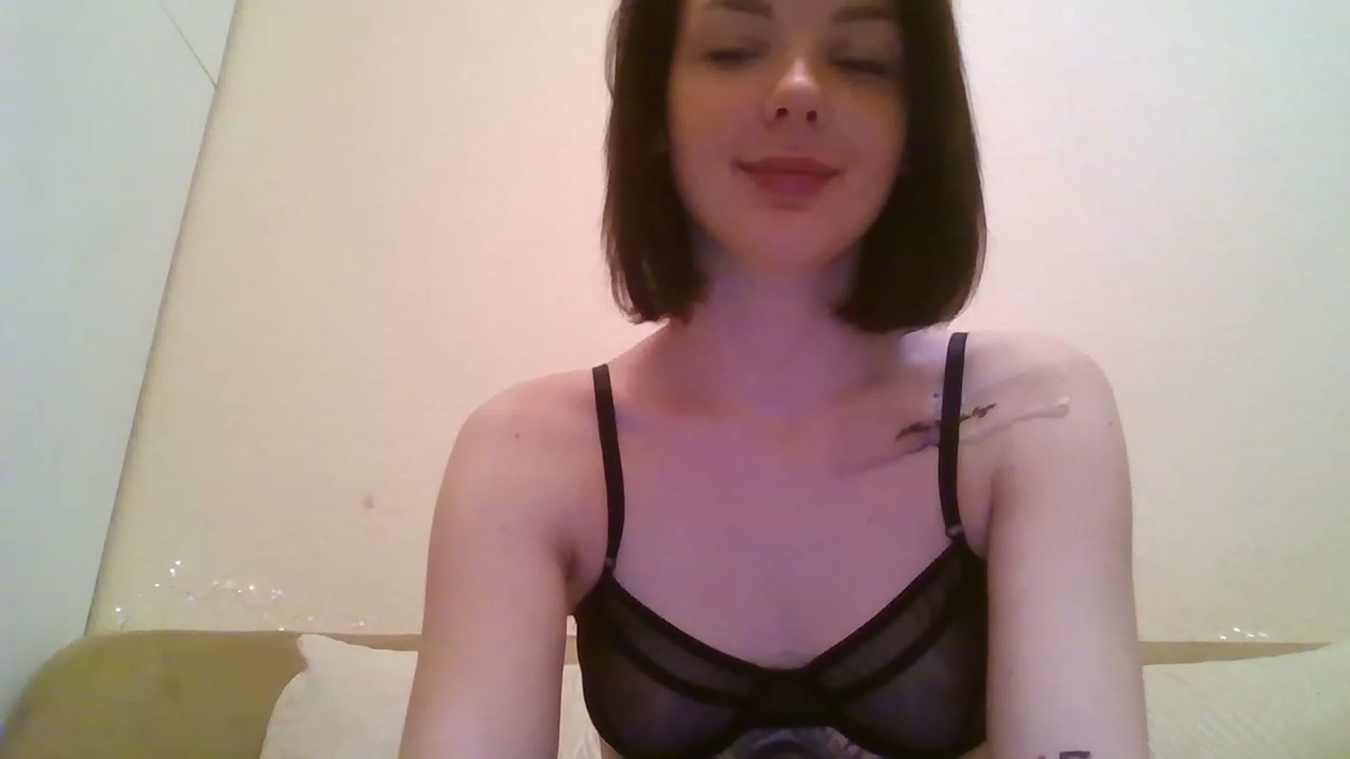 Gallery image thumbnail from RoxieSinner's myfreecams stream on, 12/29/2022, 11:40 image 9 of 20