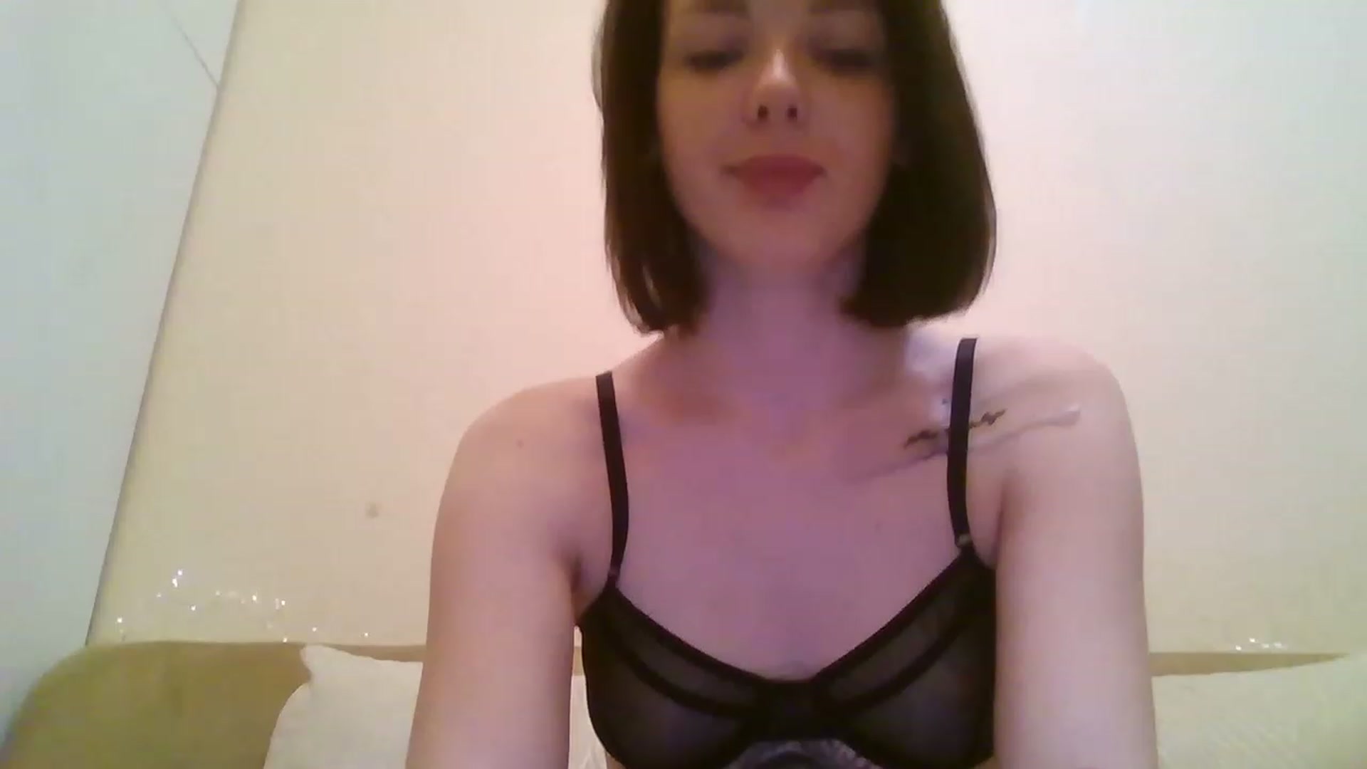 Gallery image thumbnail from RoxieSinner's myfreecams stream on, 12/29/2022, 11:40 image 10 of 20