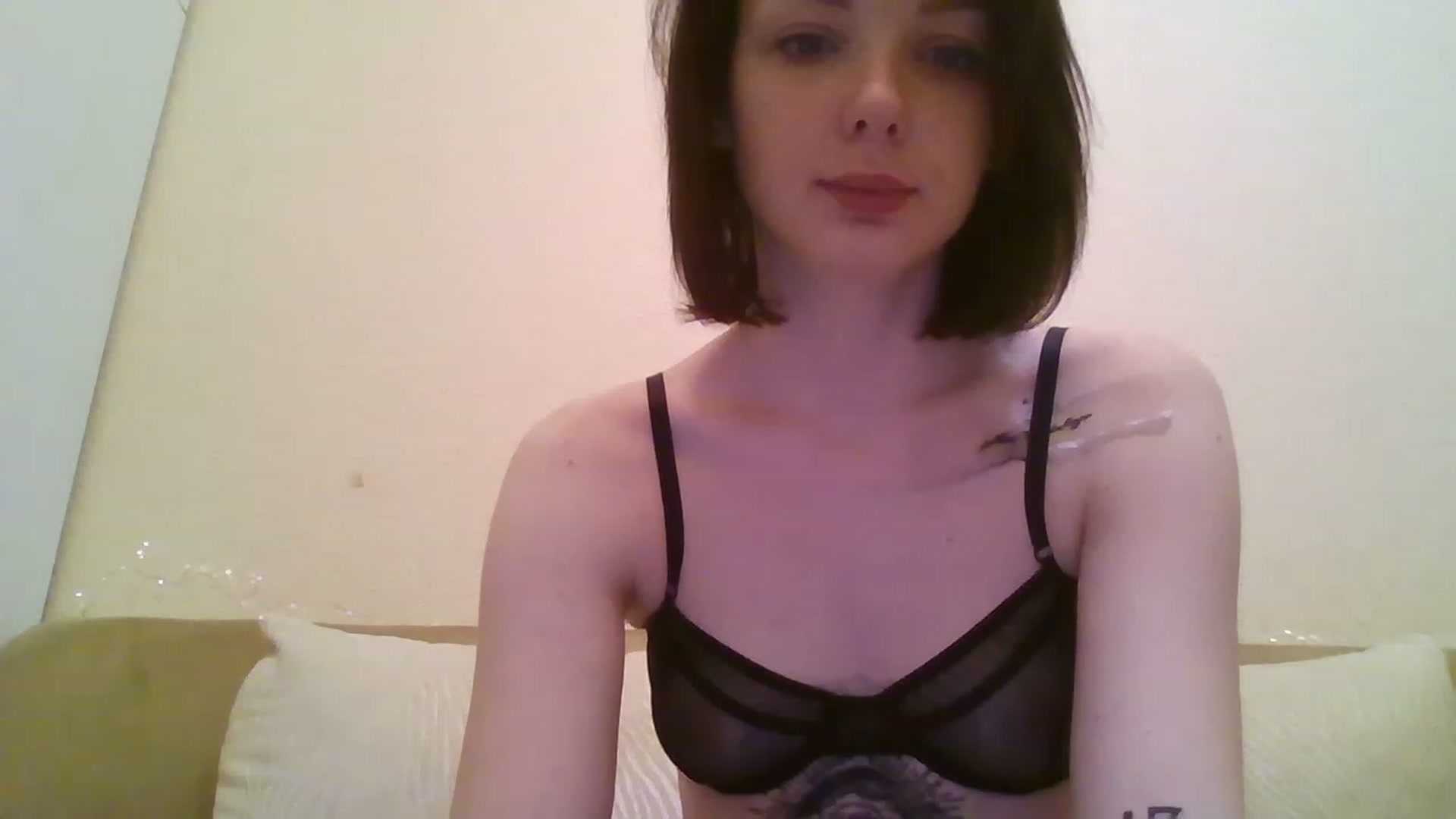 Gallery image thumbnail from RoxieSinner's myfreecams stream on, 12/29/2022, 13:08 image 16 of 20