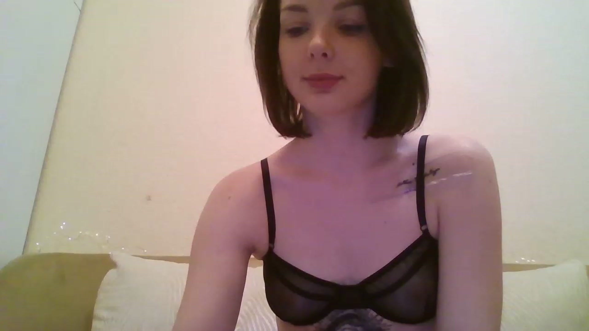 Gallery image thumbnail from RoxieSinner's myfreecams stream on, 12/29/2022, 13:08 image 14 of 20