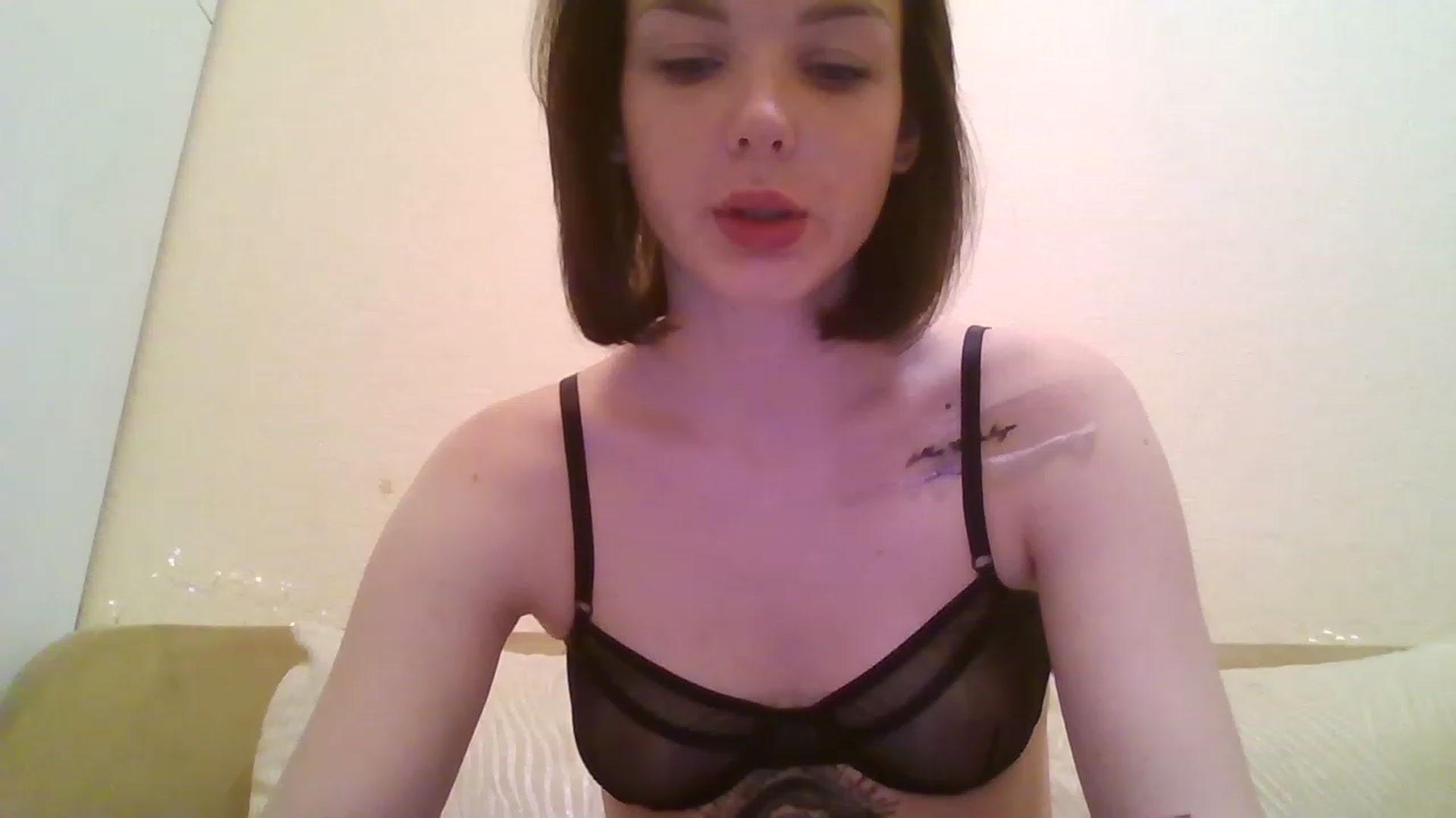 Gallery image thumbnail from RoxieSinner's myfreecams stream on, 12/29/2022, 13:08 image 20 of 20