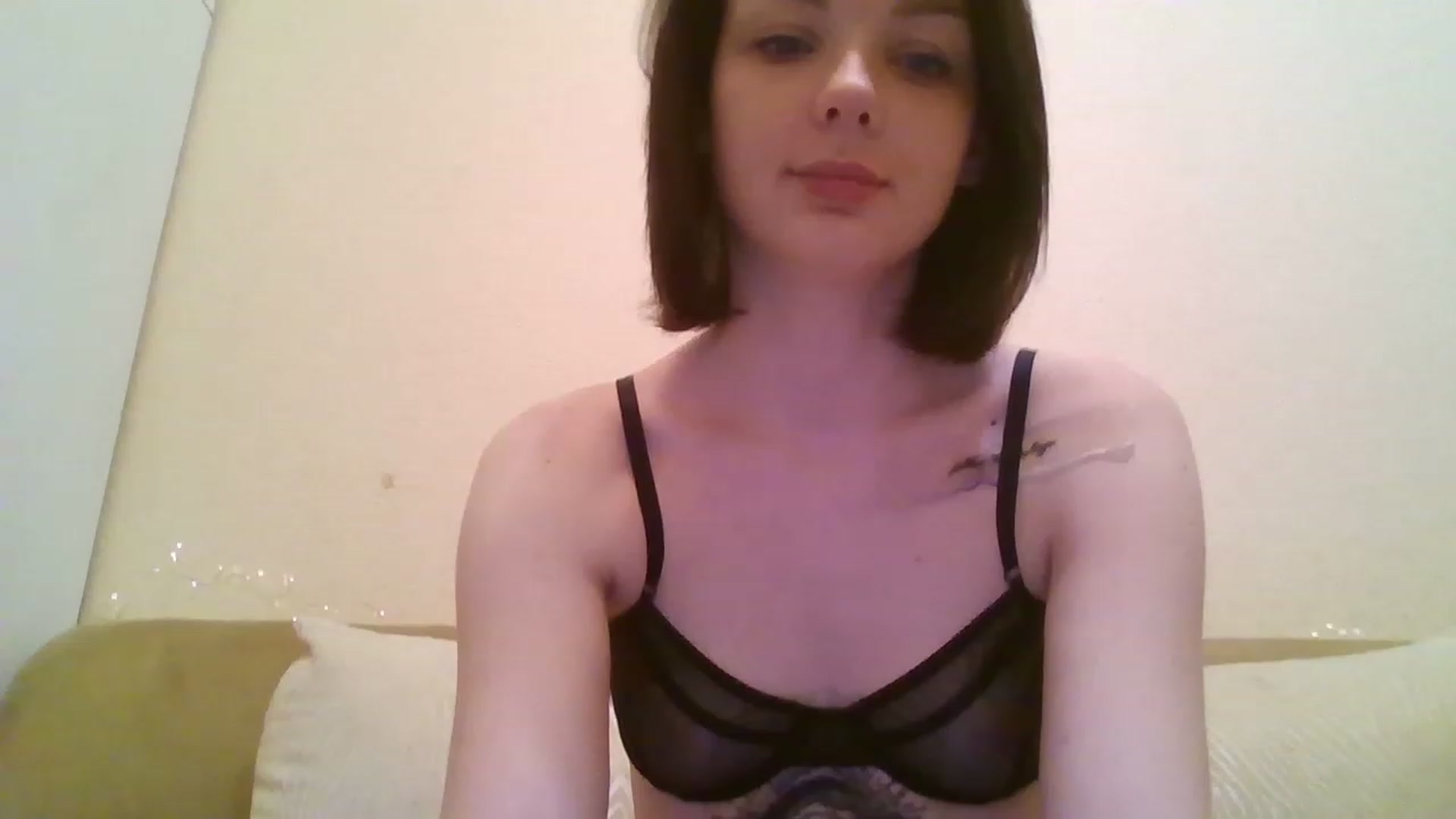 Gallery image thumbnail from RoxieSinner's myfreecams stream on, 12/29/2022, 13:28 image 5 of 20