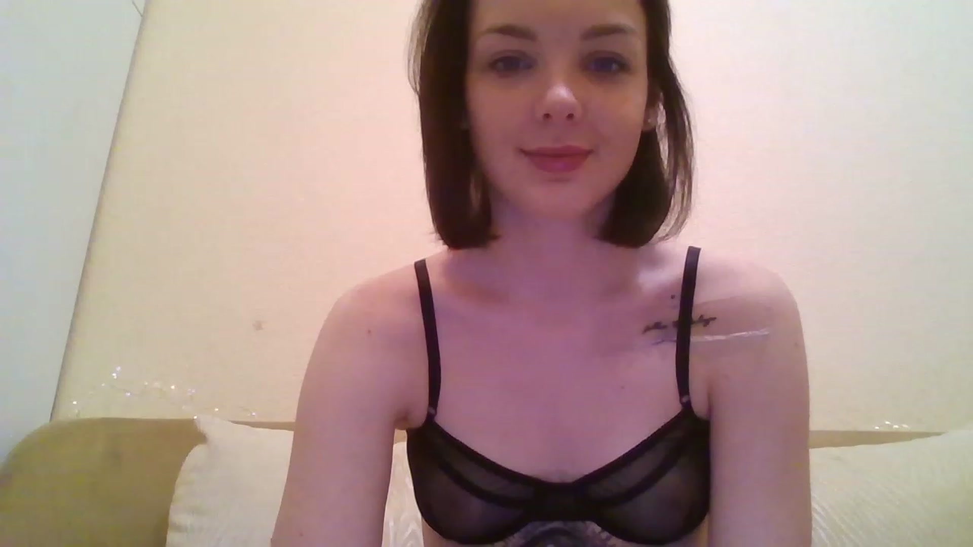 Gallery image thumbnail from RoxieSinner's myfreecams stream on, 12/29/2022, 13:28 image 8 of 20