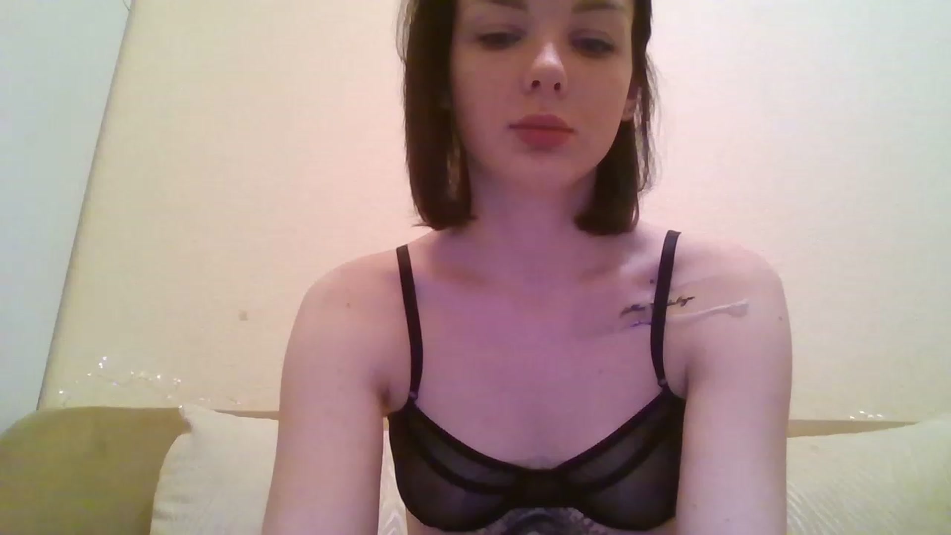 Gallery image thumbnail from RoxieSinner's myfreecams stream on, 12/29/2022, 13:28 image 14 of 20