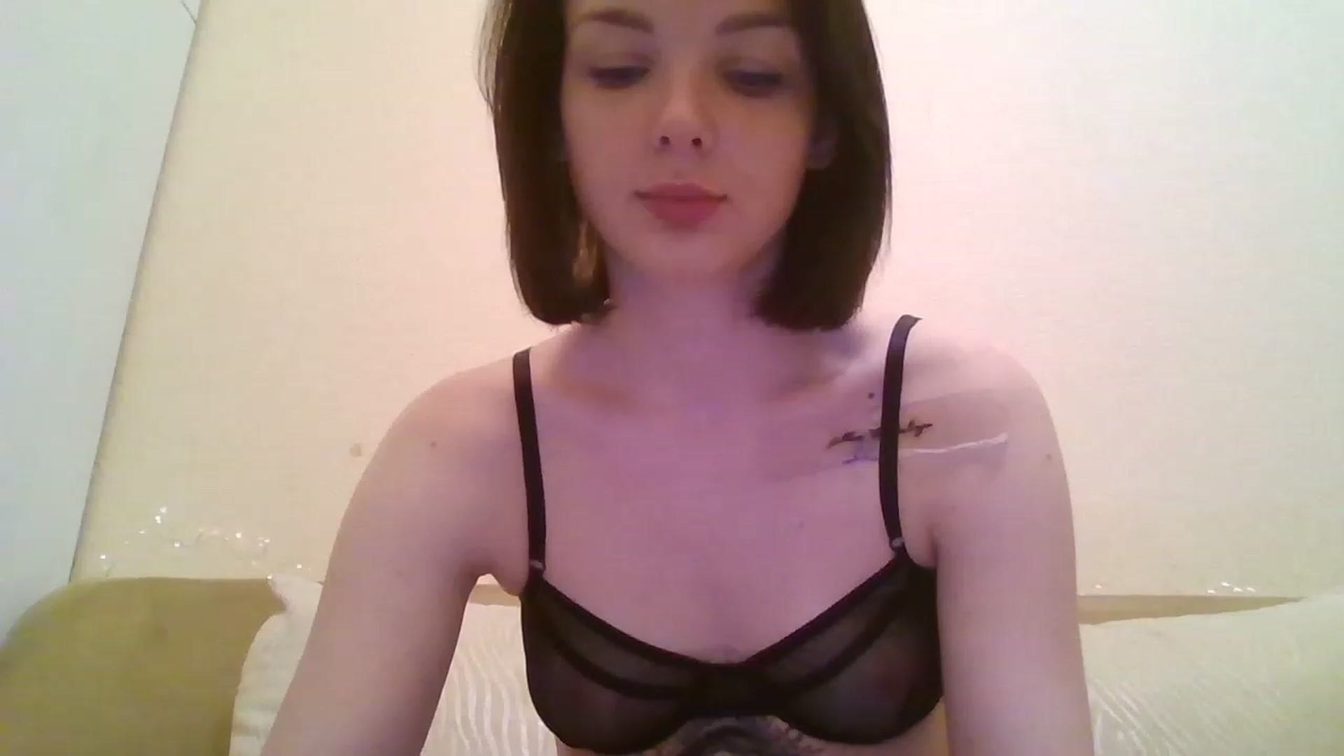 Gallery image thumbnail from RoxieSinner's myfreecams stream on, 12/29/2022, 13:28 image 3 of 20
