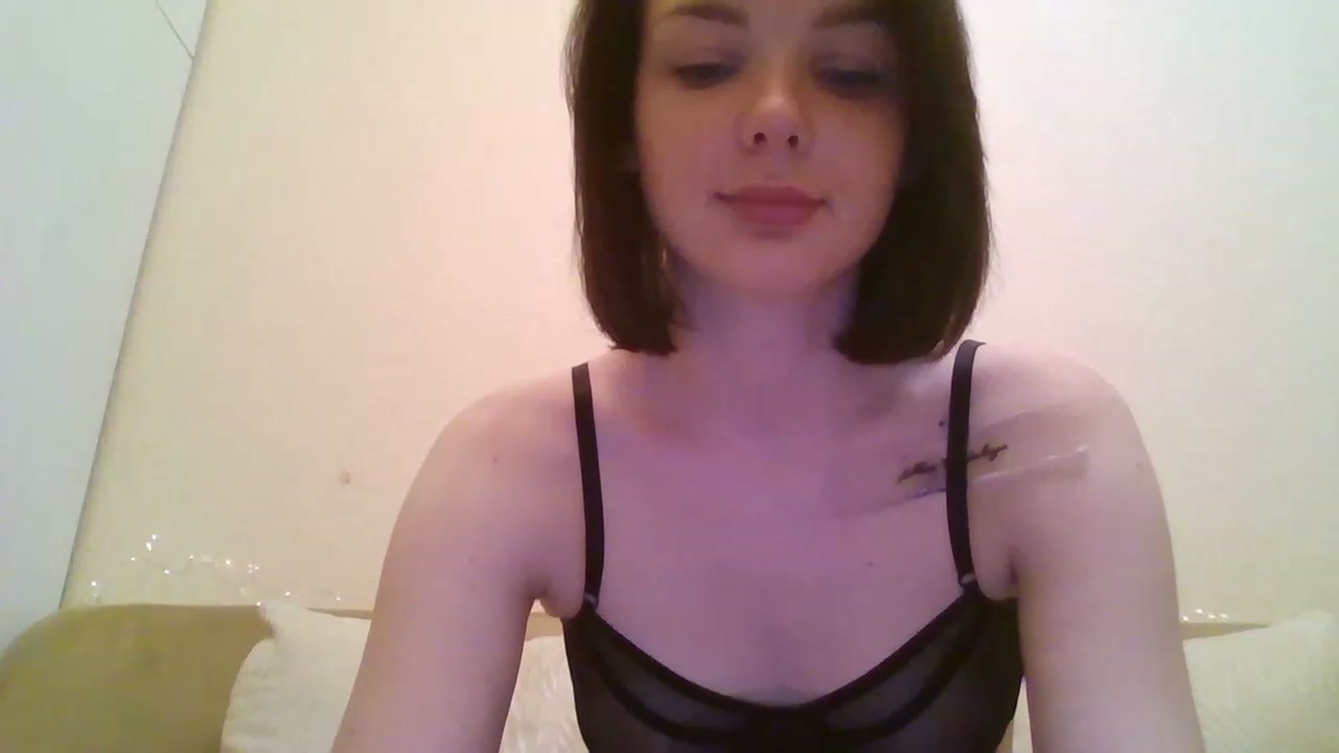 Gallery image thumbnail from RoxieSinner's myfreecams stream on, 12/29/2022, 14:27 image 10 of 20