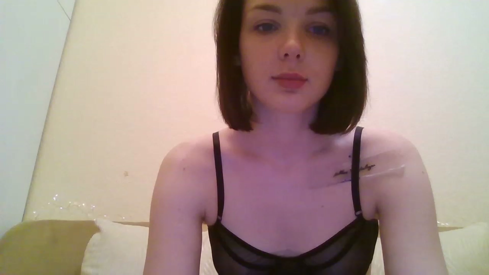 Gallery image thumbnail from RoxieSinner's myfreecams stream on, 12/29/2022, 14:27 image 8 of 20