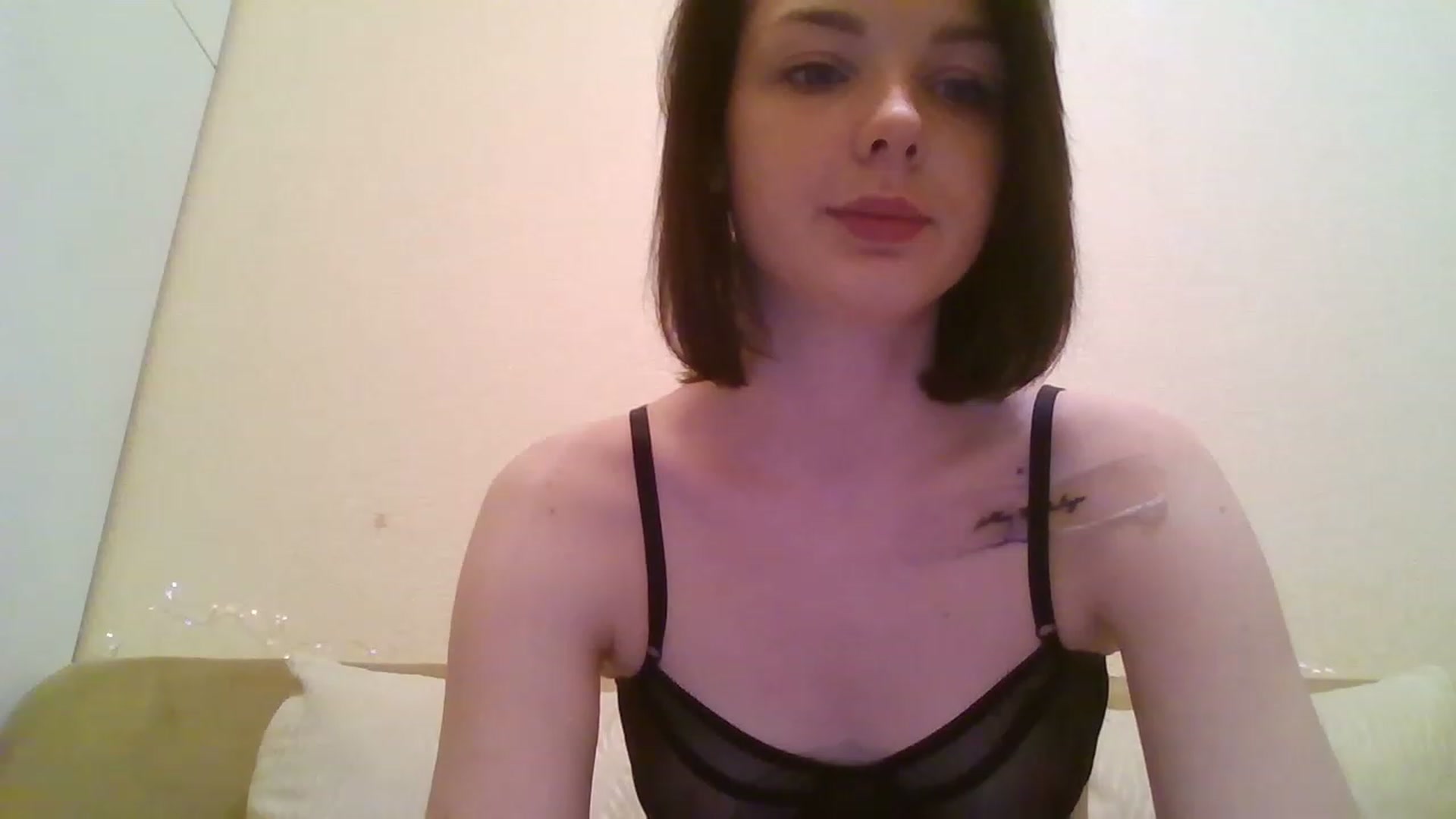 Gallery image thumbnail from RoxieSinner's myfreecams stream on, 12/29/2022, 14:27 image 3 of 20