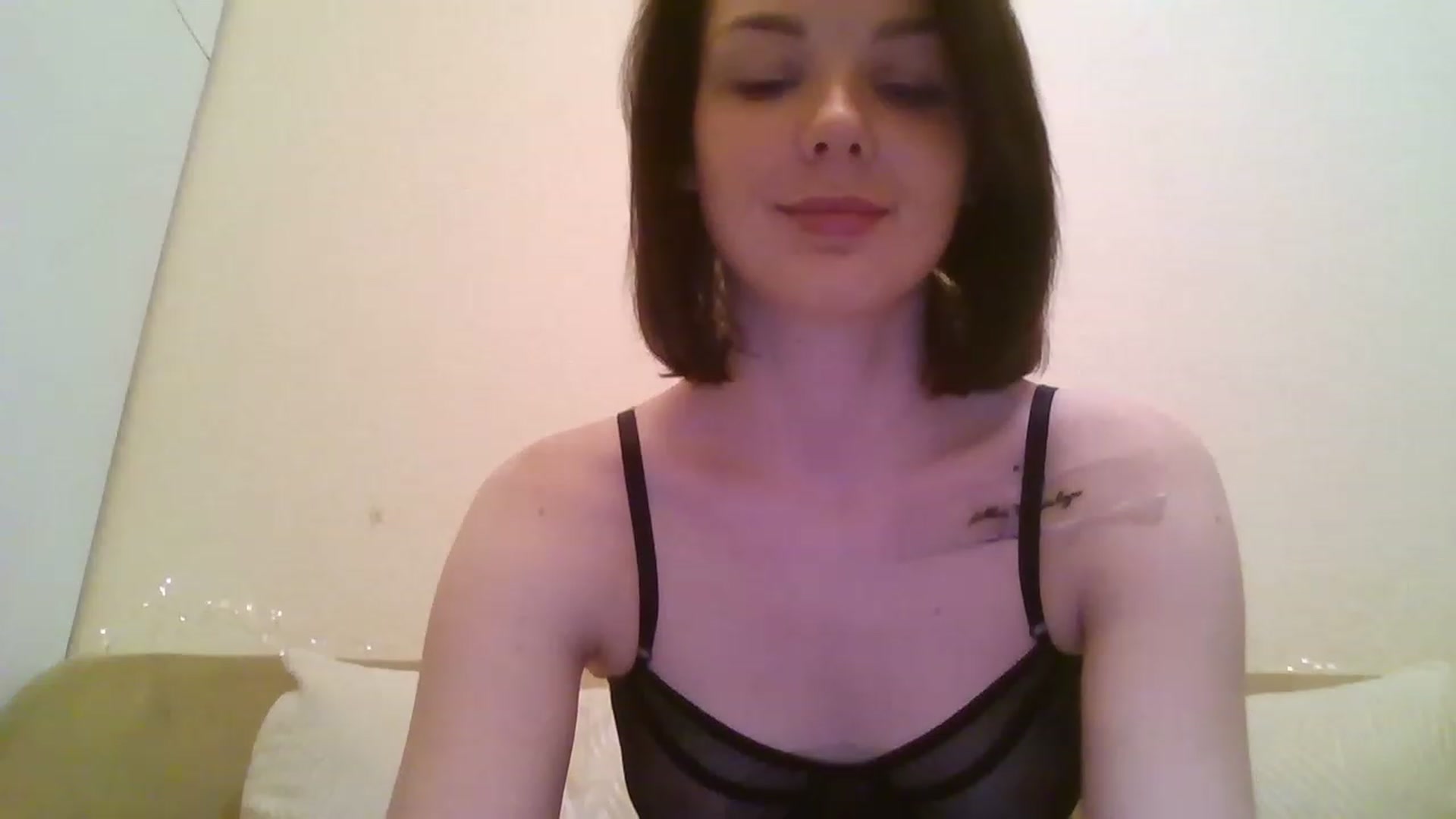 Gallery image thumbnail from RoxieSinner's myfreecams stream on, 12/29/2022, 14:27 image 11 of 20
