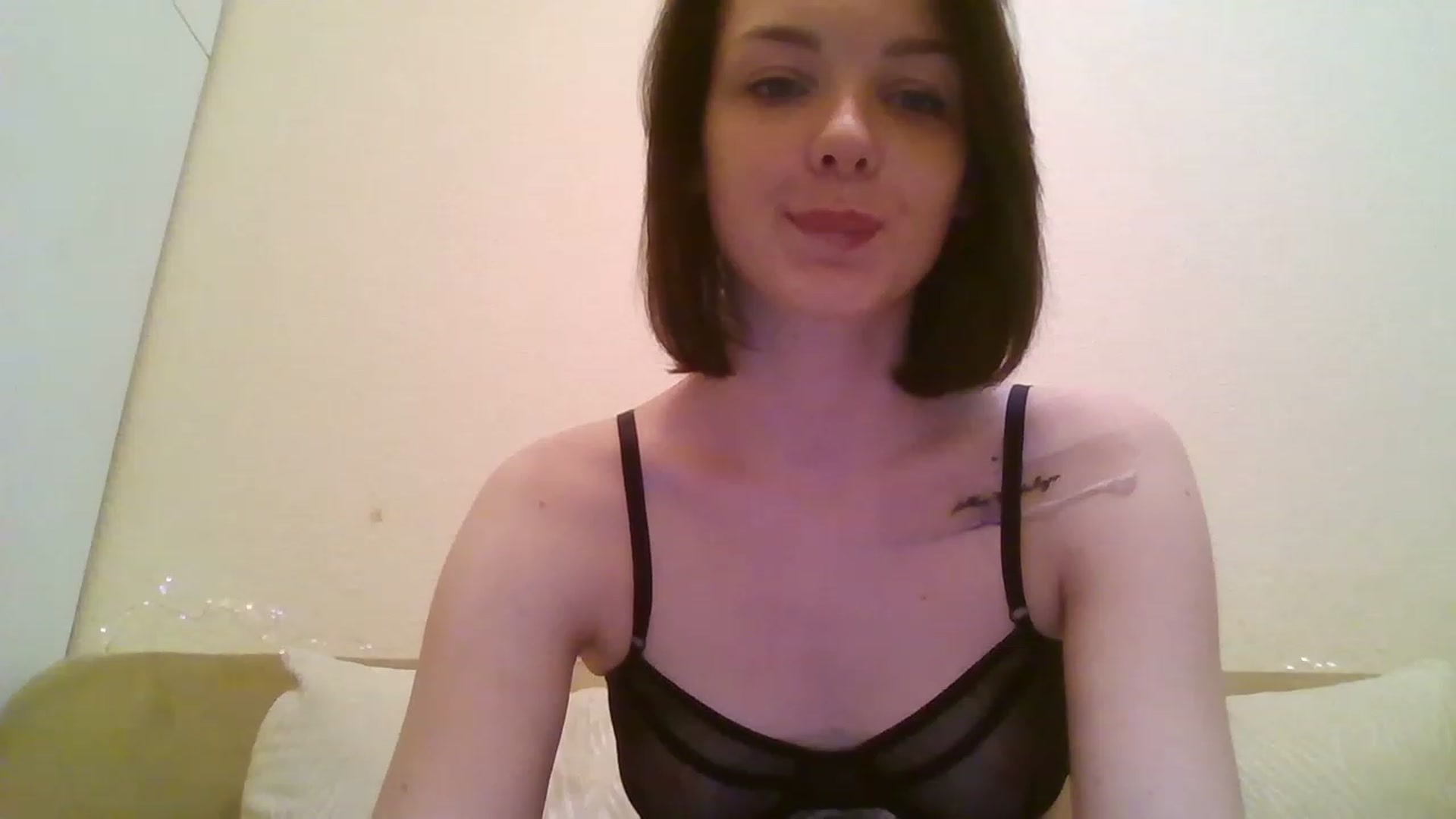 Gallery image thumbnail from RoxieSinner's myfreecams stream on, 12/29/2022, 14:27 image 6 of 20