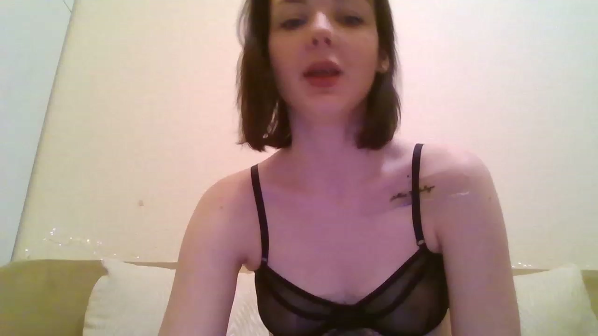 Gallery image thumbnail from RoxieSinner's myfreecams stream on, 12/29/2022, 15:59 image 6 of 20